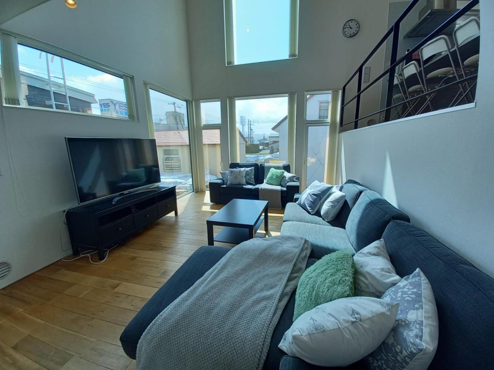Four-Bedroom House photo 2