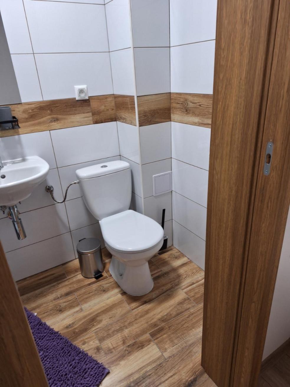 Triple Room with Private Bathroom photo 3
