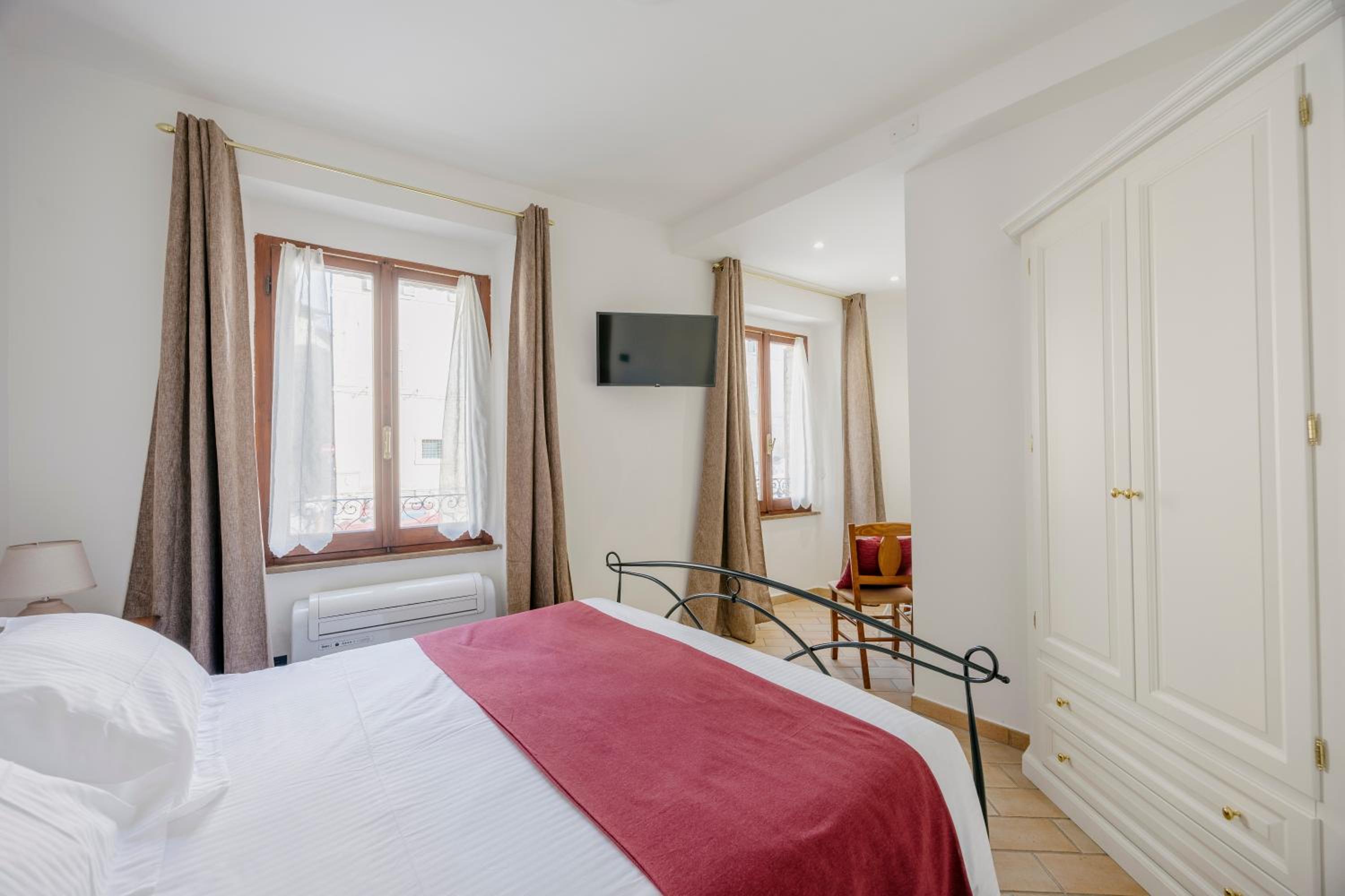 Deluxe Room photo 1