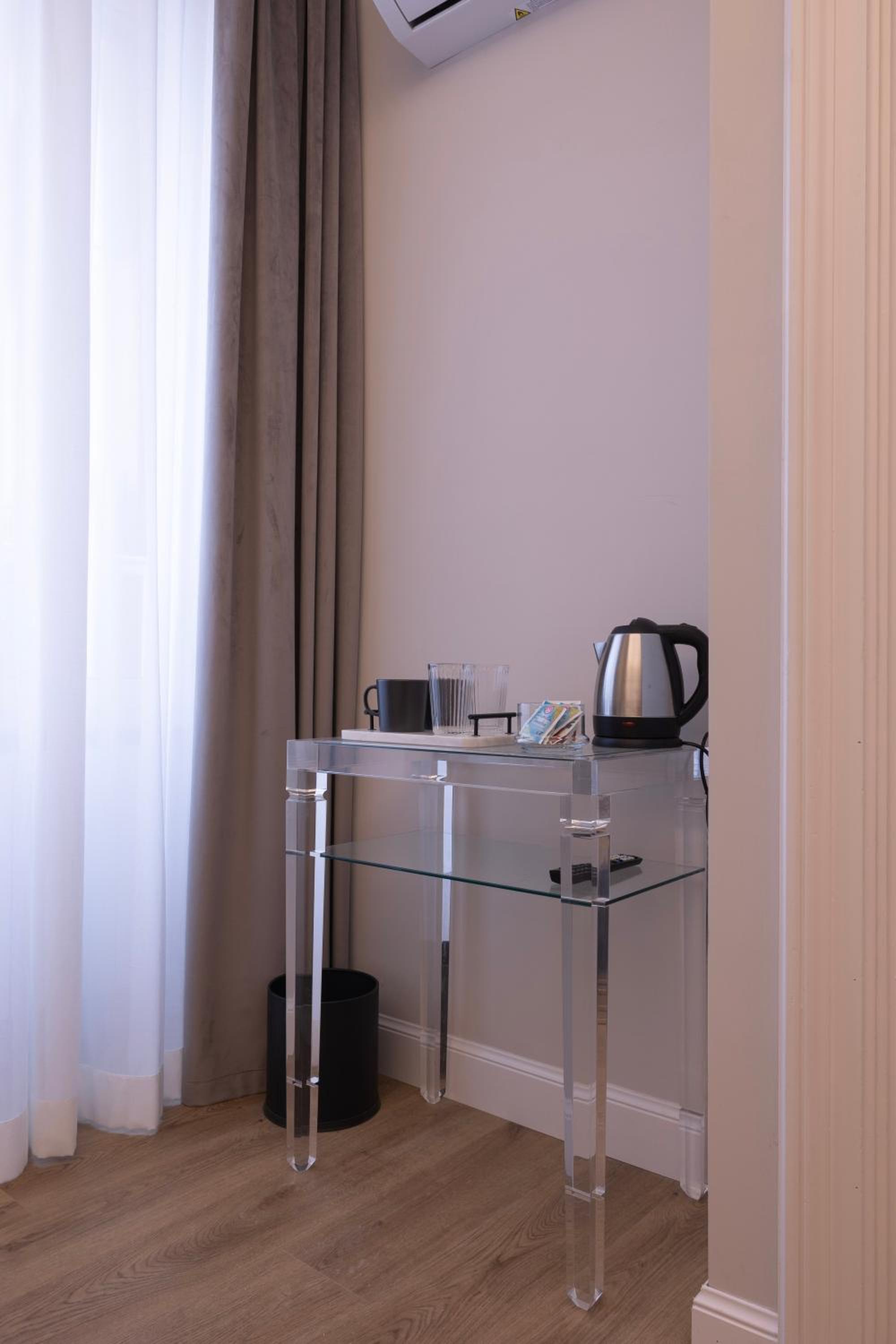 Deluxe Double or Twin Room photo 2