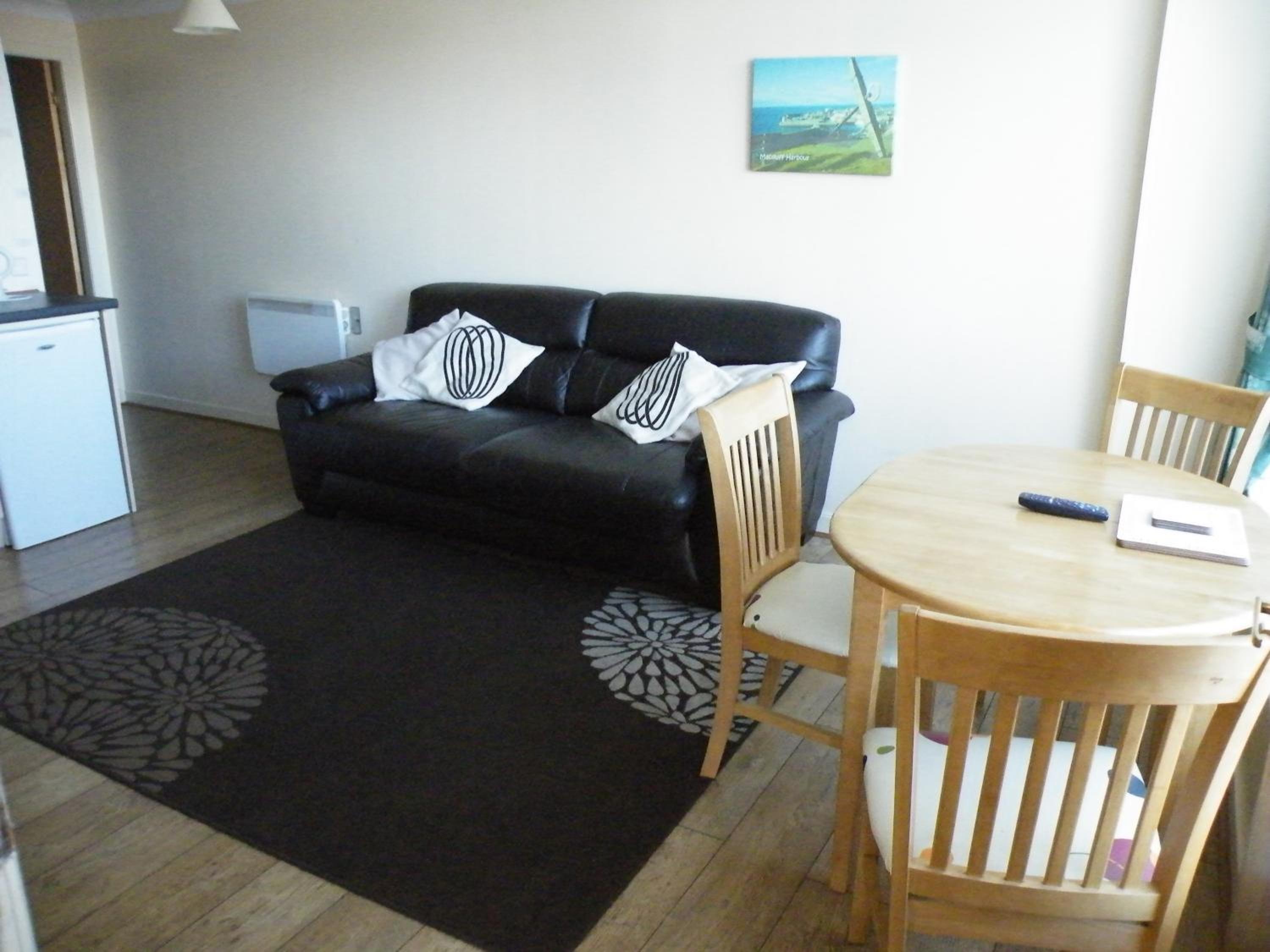 Apartment - Ground Floor photo 1