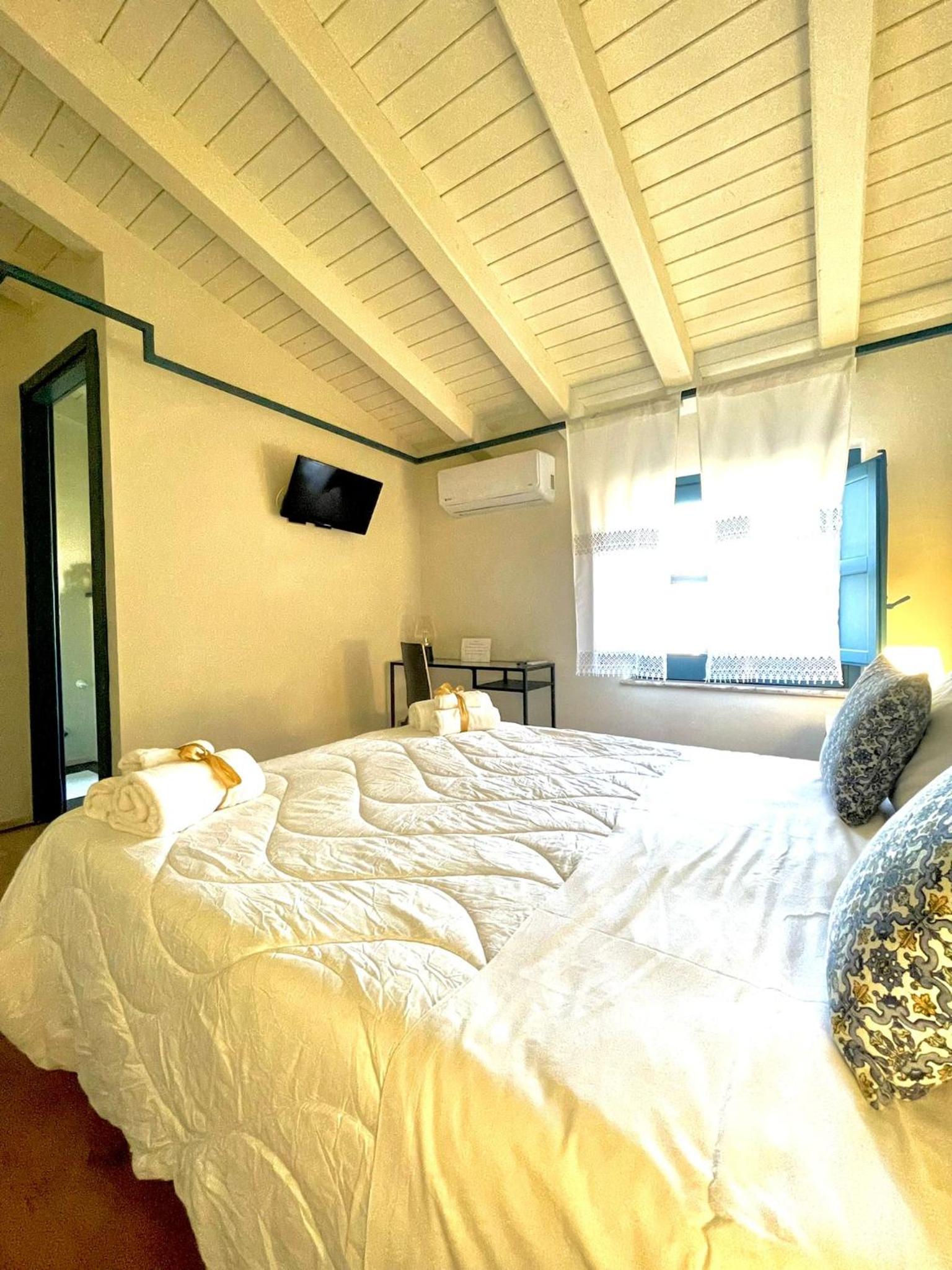 Superior Double Room - Photo 2