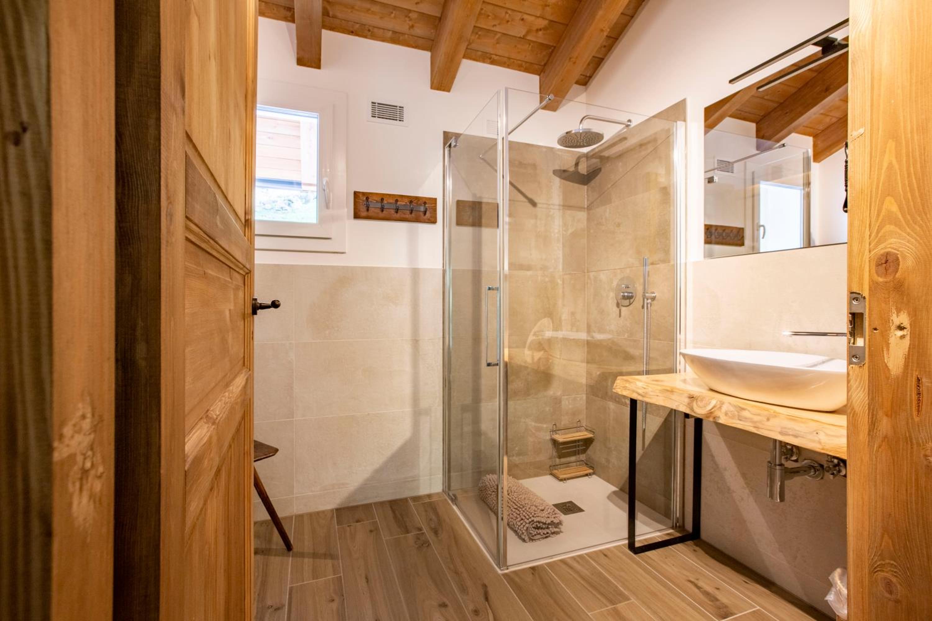 Two-Bedroom Chalet photo 2
