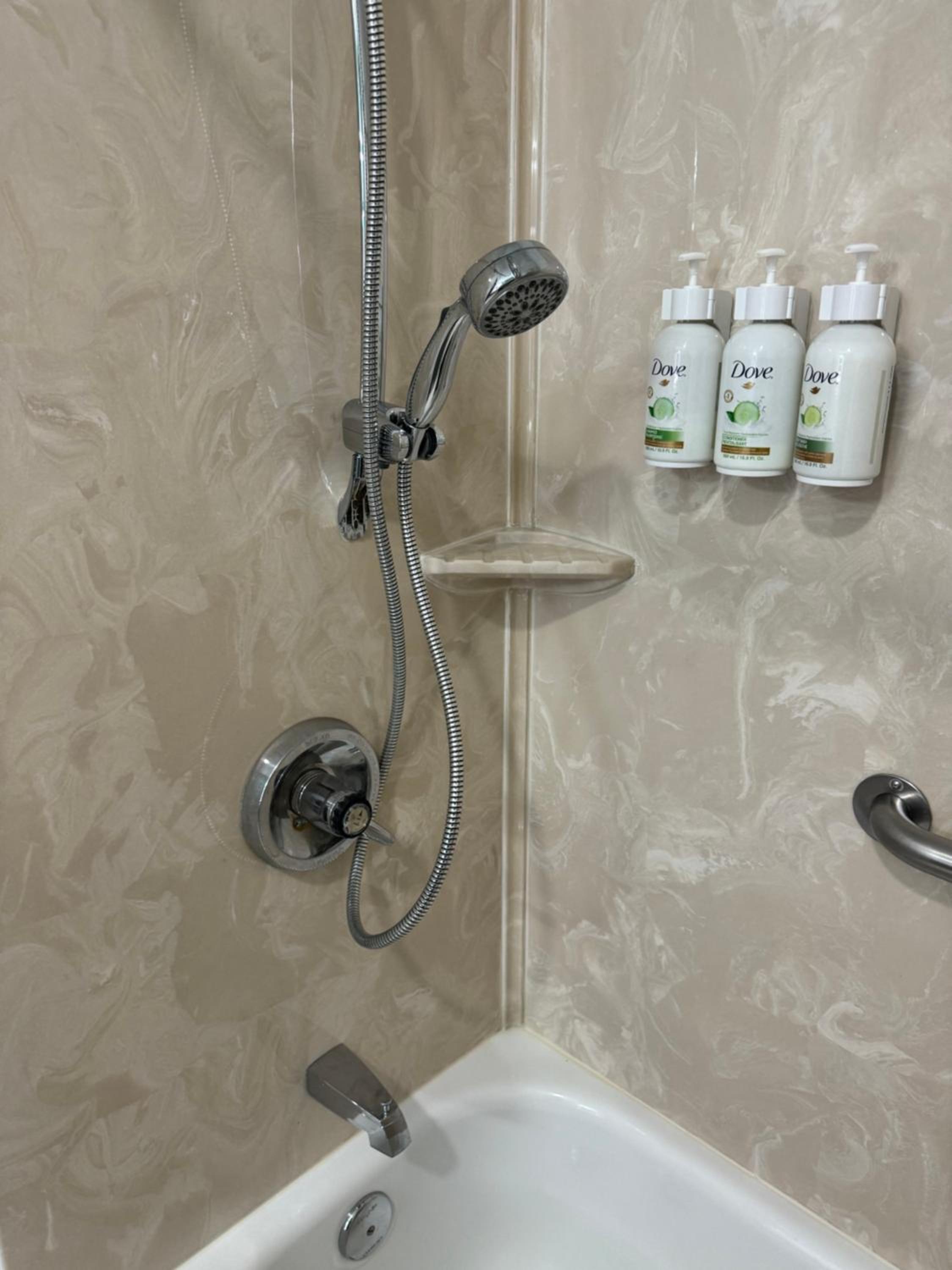 King Room - Mobility Access/Non-Smoking - Photo 5