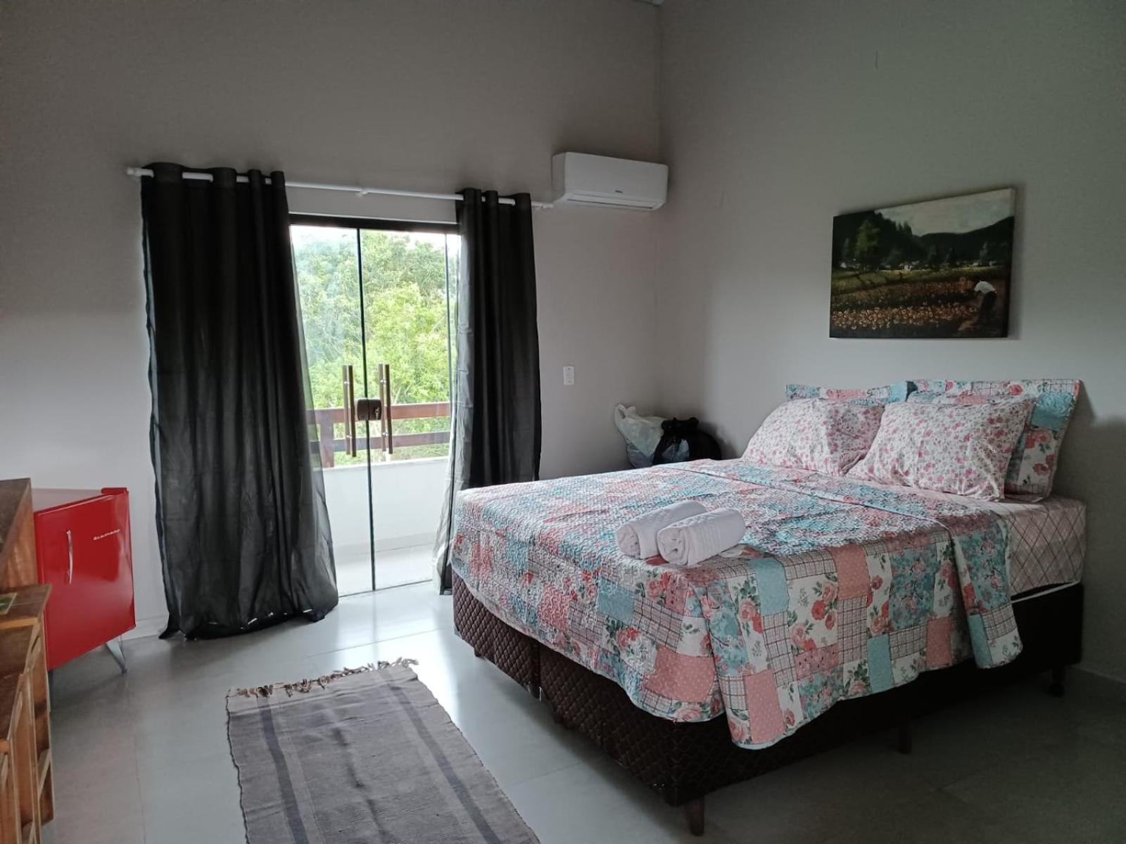 Queen Room with Balcony photo 1