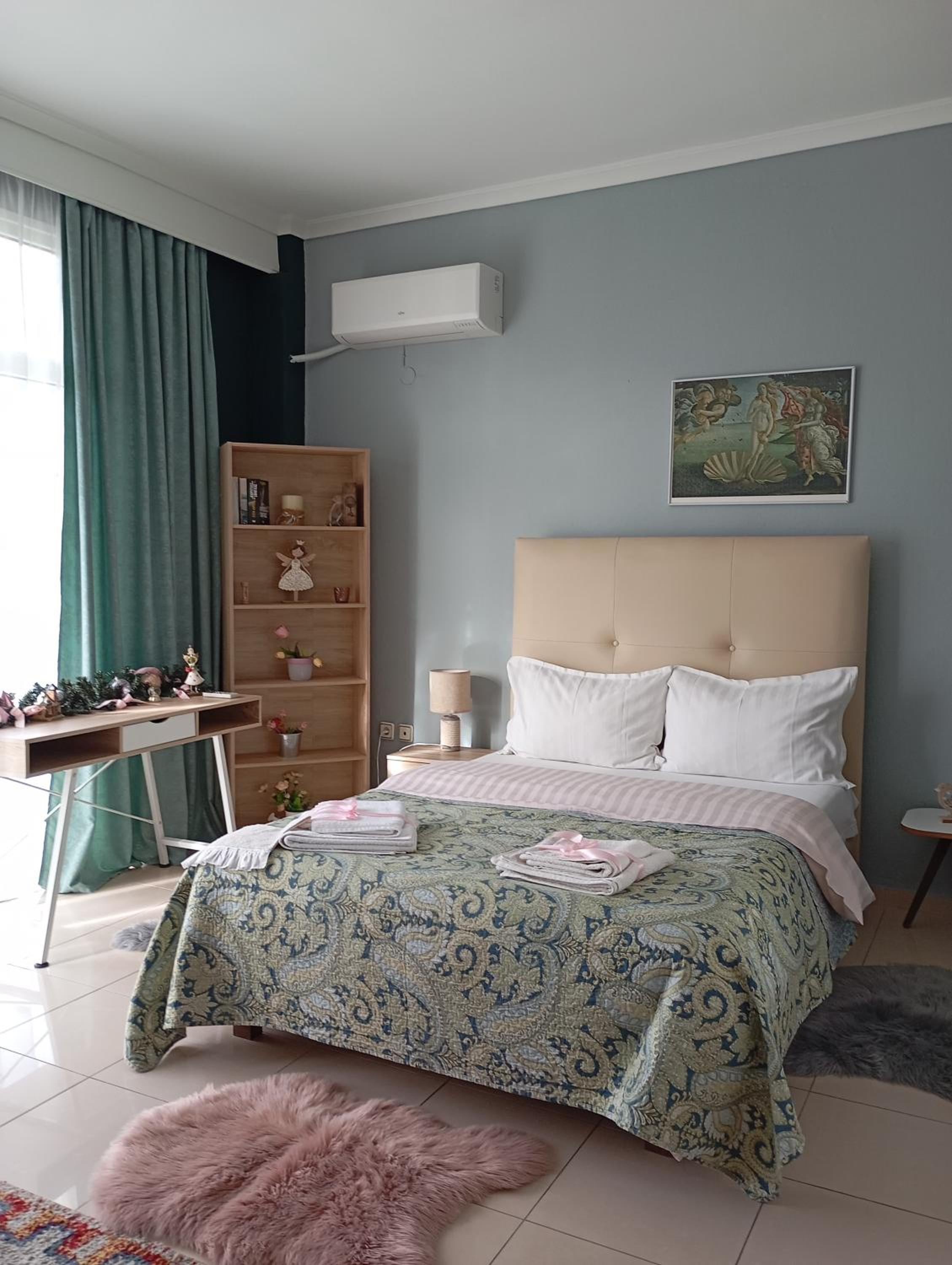 One-Bedroom Apartment - Photo 15