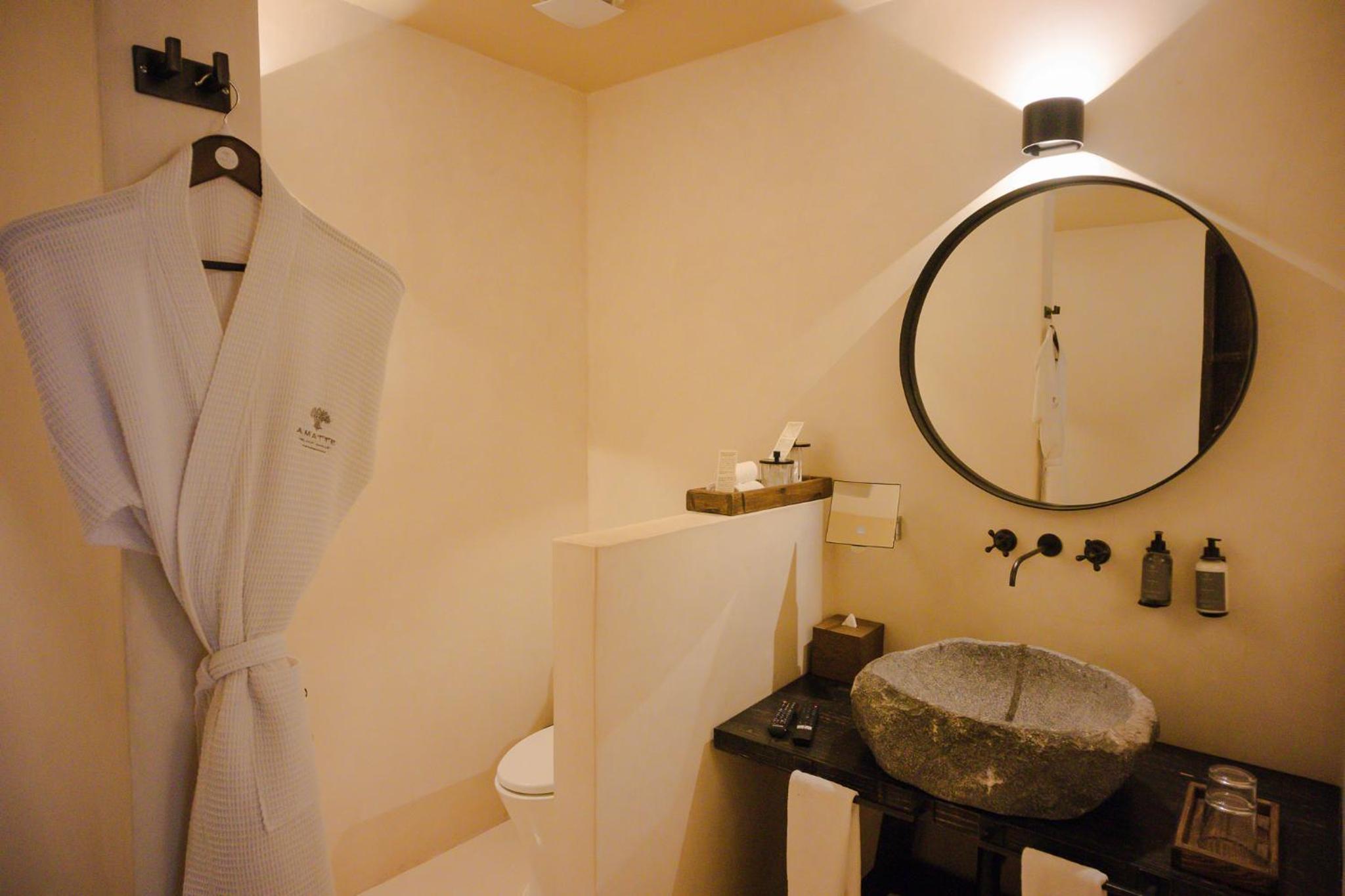 Double Room - Photo 7