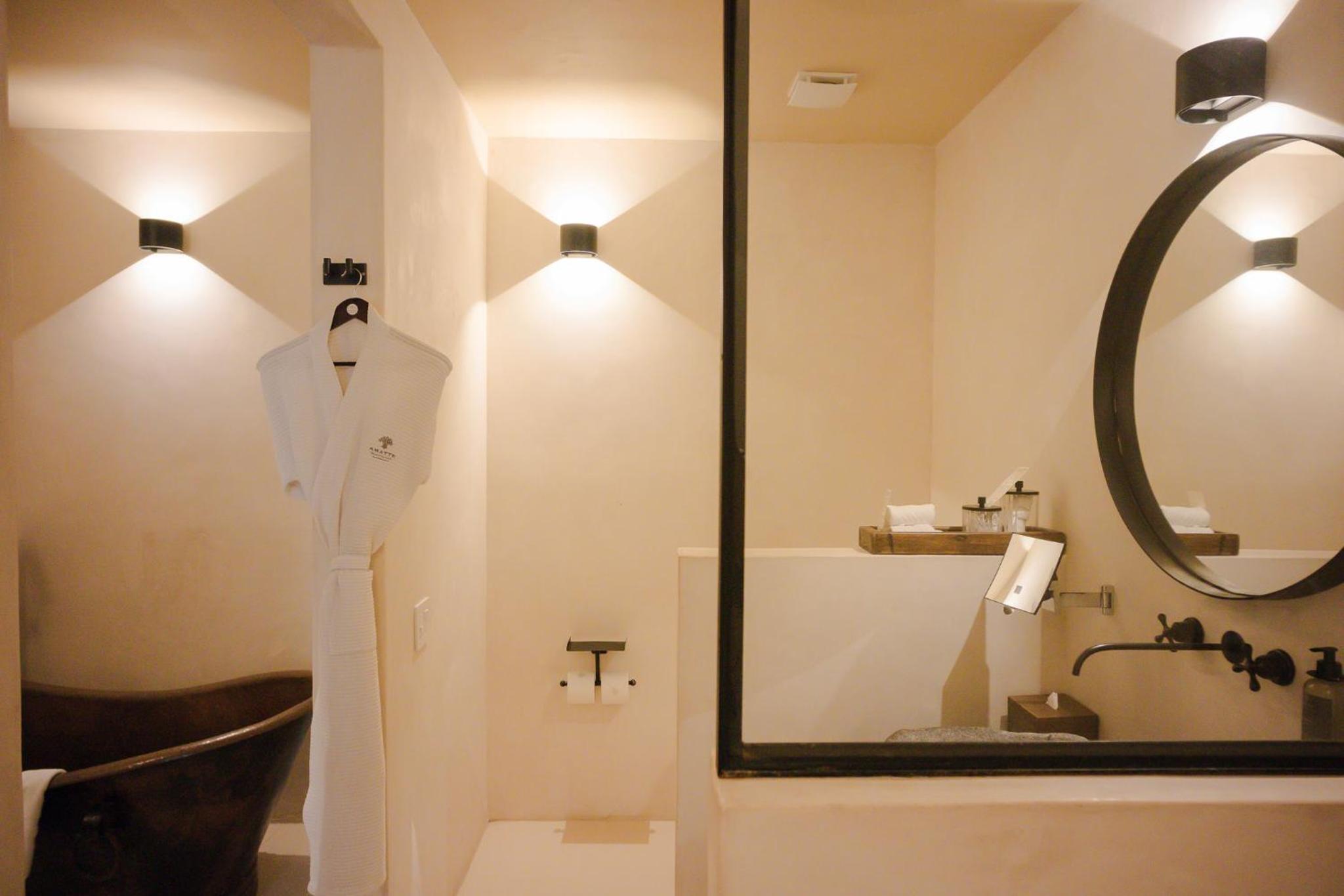 Double Room - Photo 13