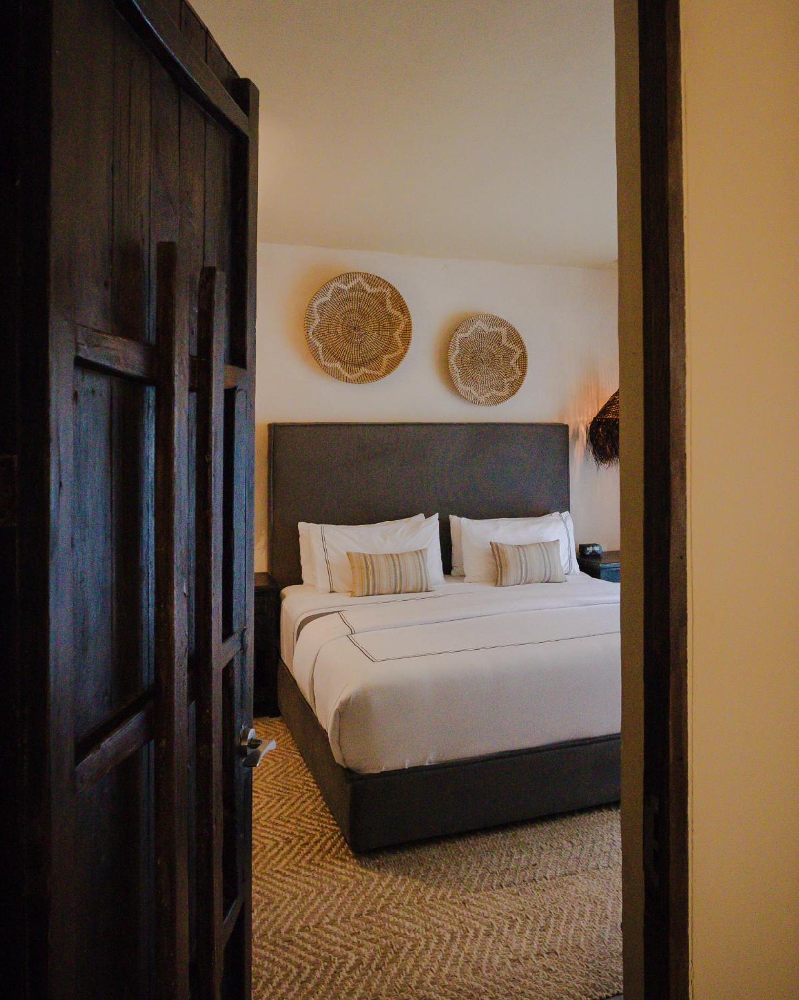 Double Room - Photo 12
