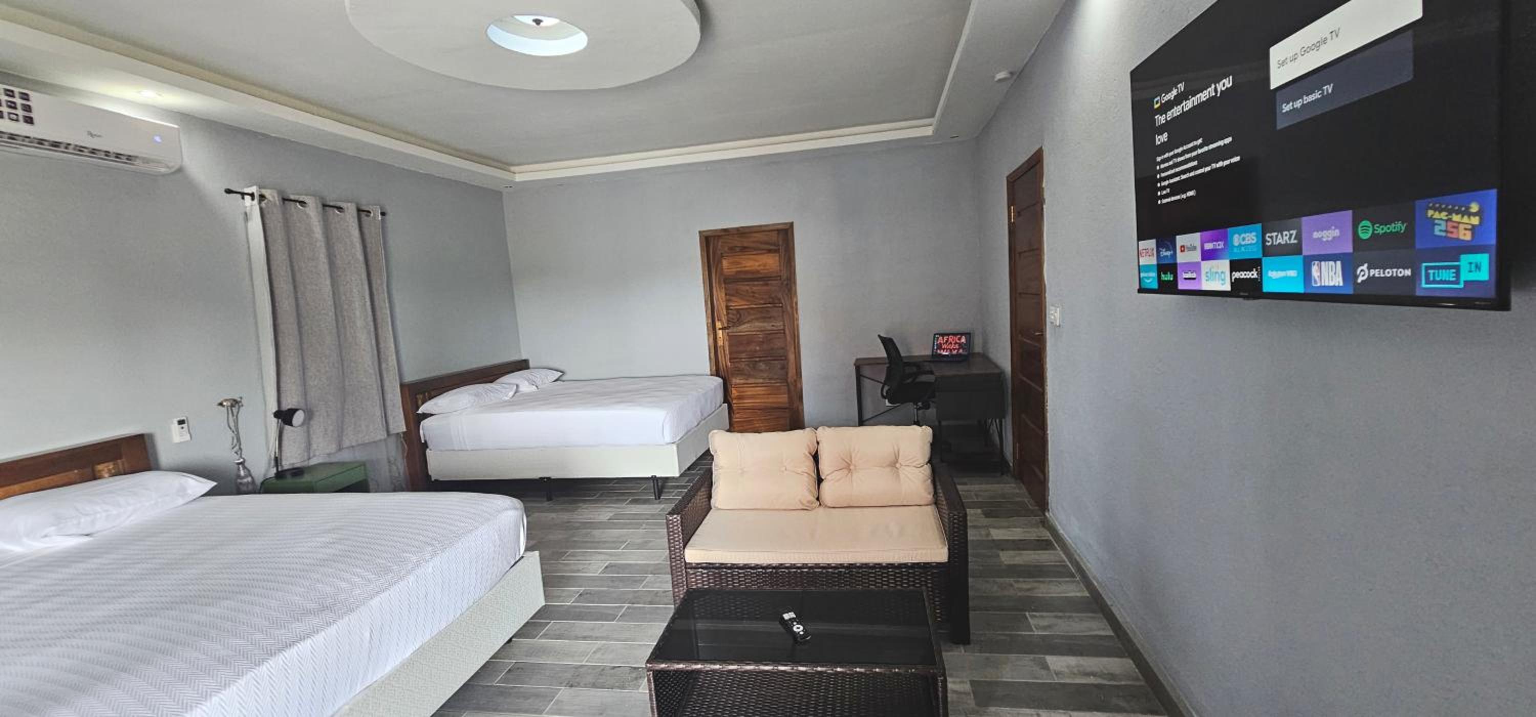 Executive Suite photo 2