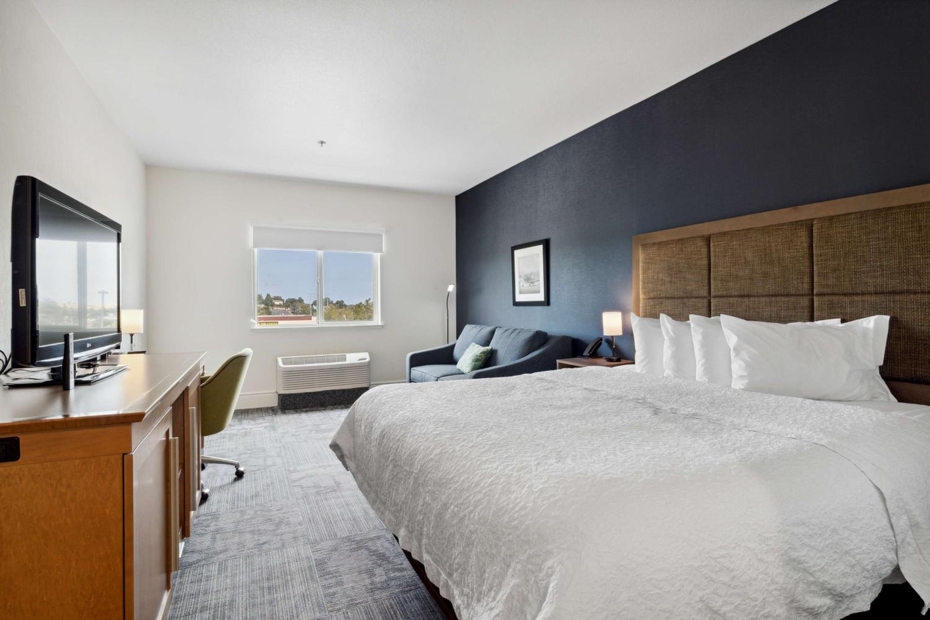 King Room - Disability Access/Non-Smoking - Photo 1