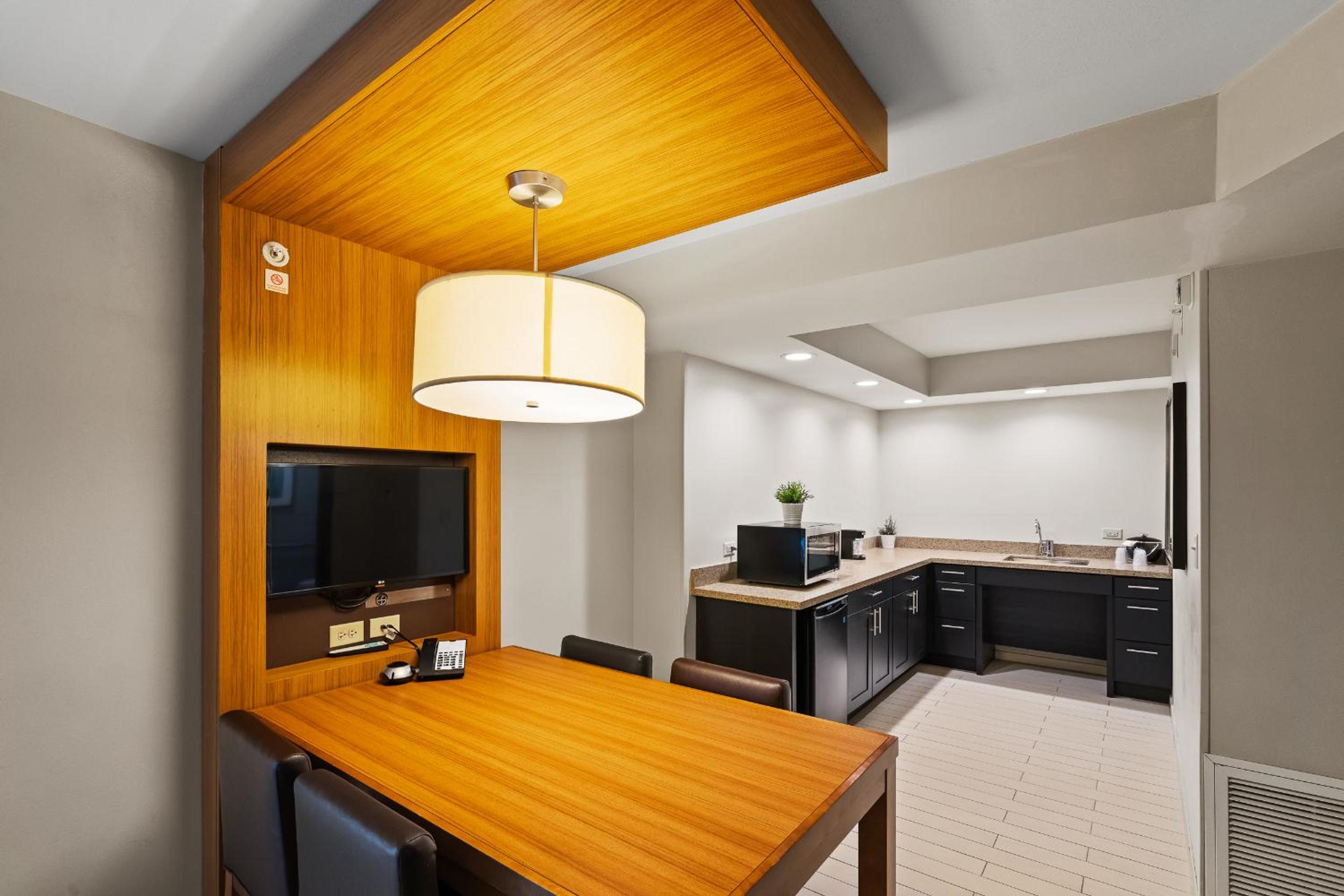 King Suite With Sofa Bed - Mobility Accessible - Photo 3
