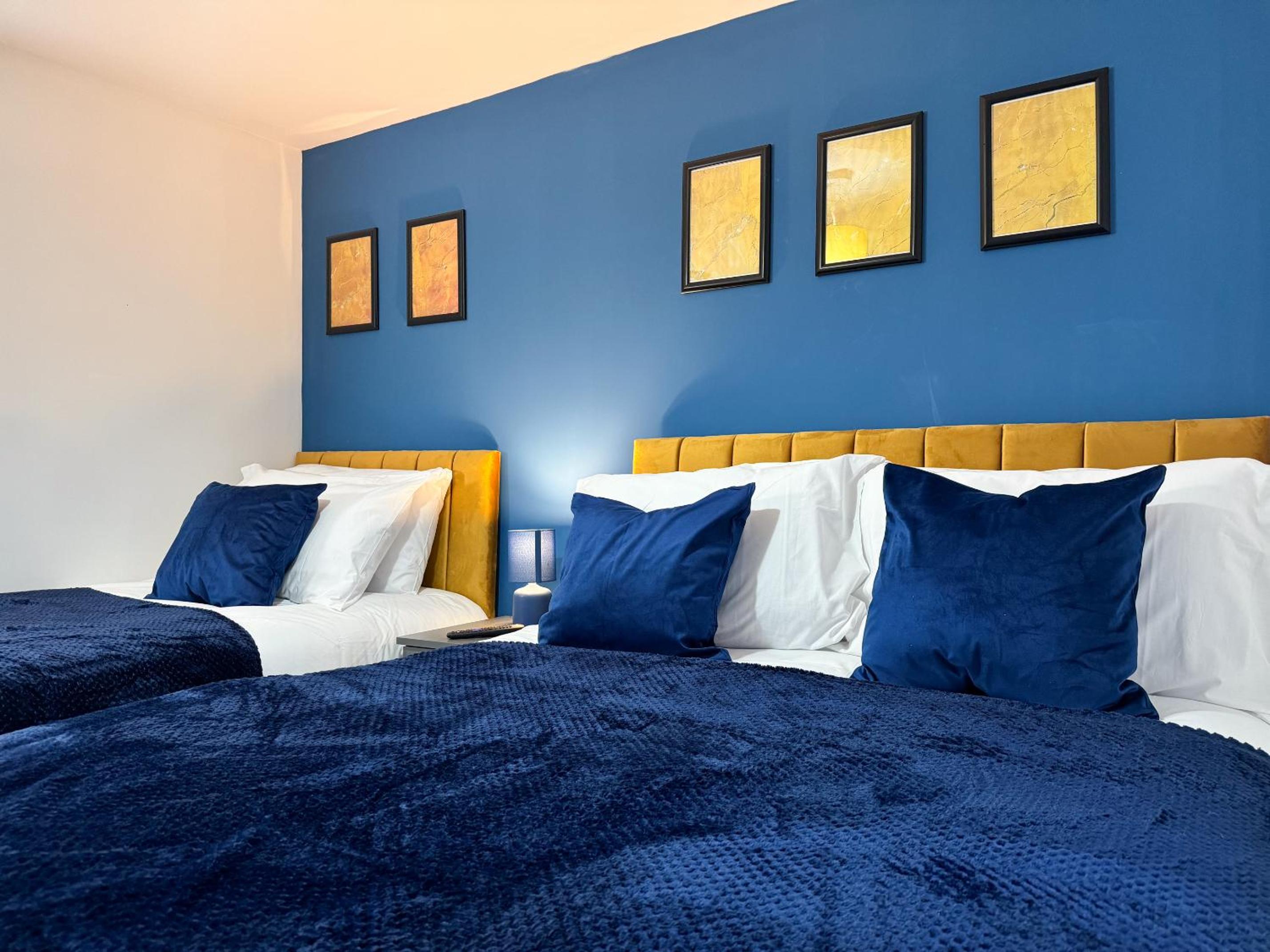 Double or Twin Room with Private Bathroom