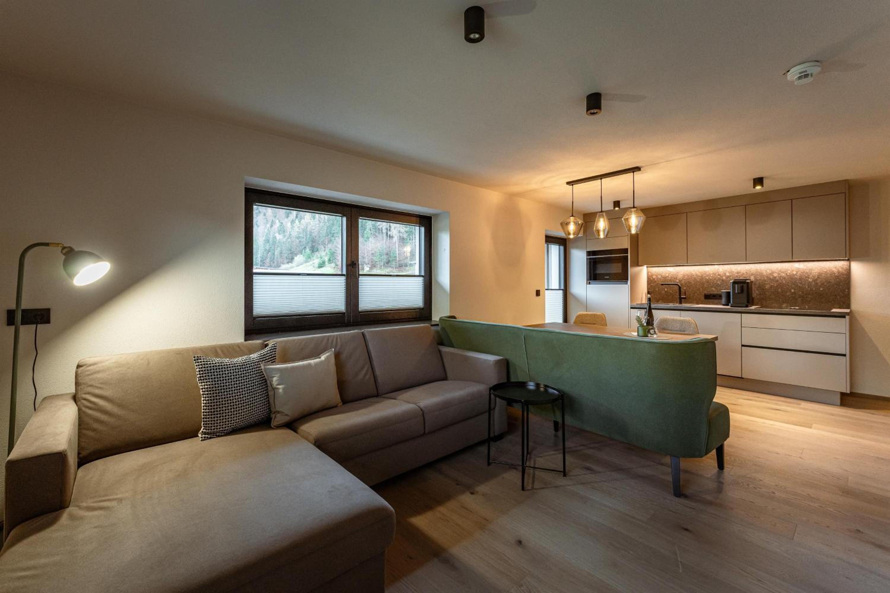 Apartment with Balcony photo 1
