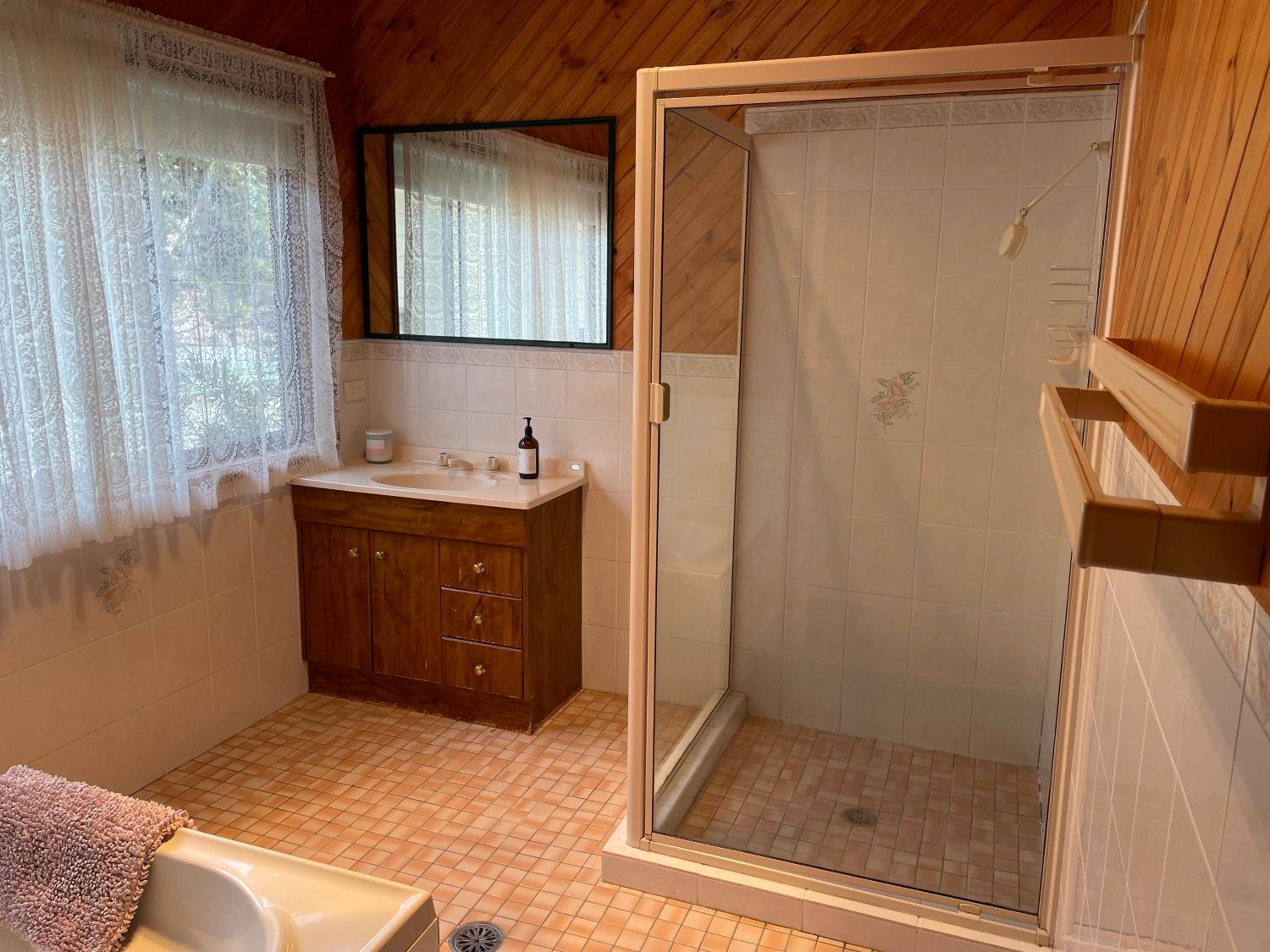 Four-Bedroom Vacation Home photo 2