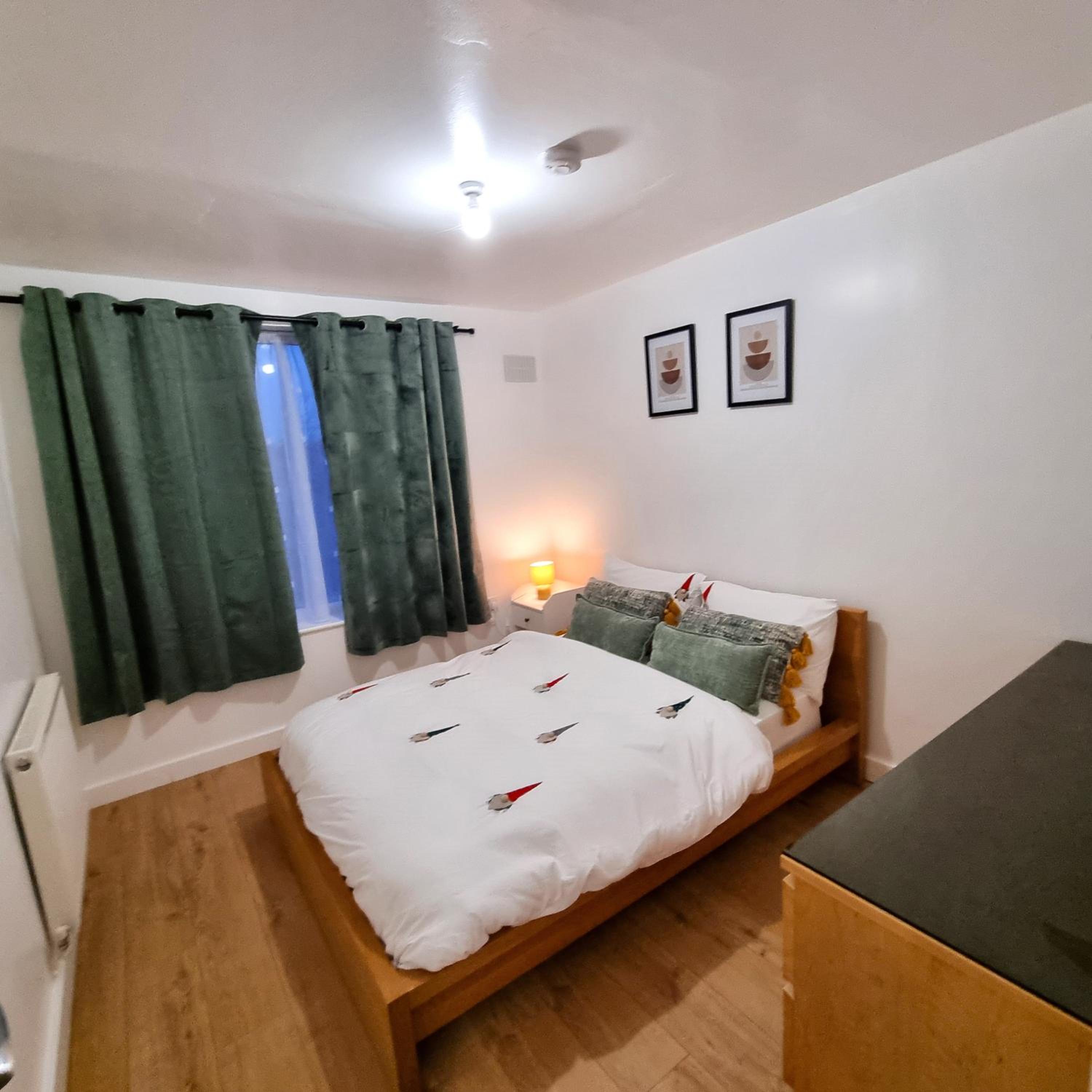 Two-Bedroom Apartment photo 2