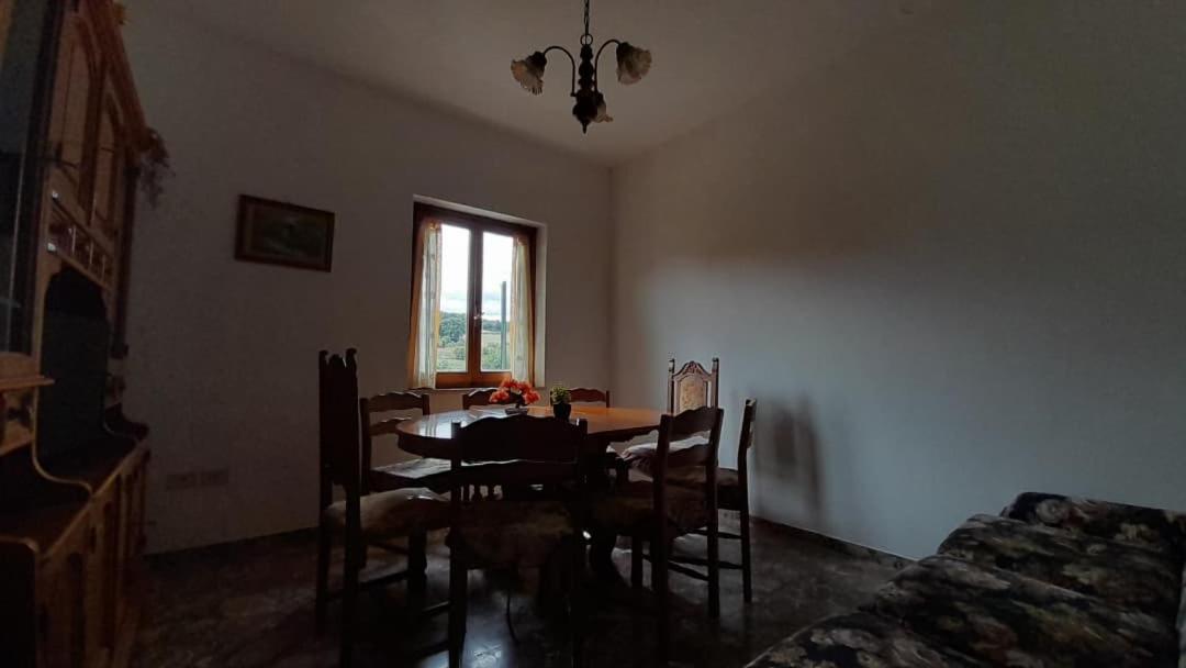 Three-Bedroom House photo 3
