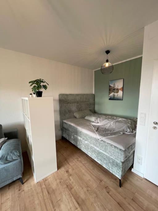 One-Bedroom Apartment photo 3