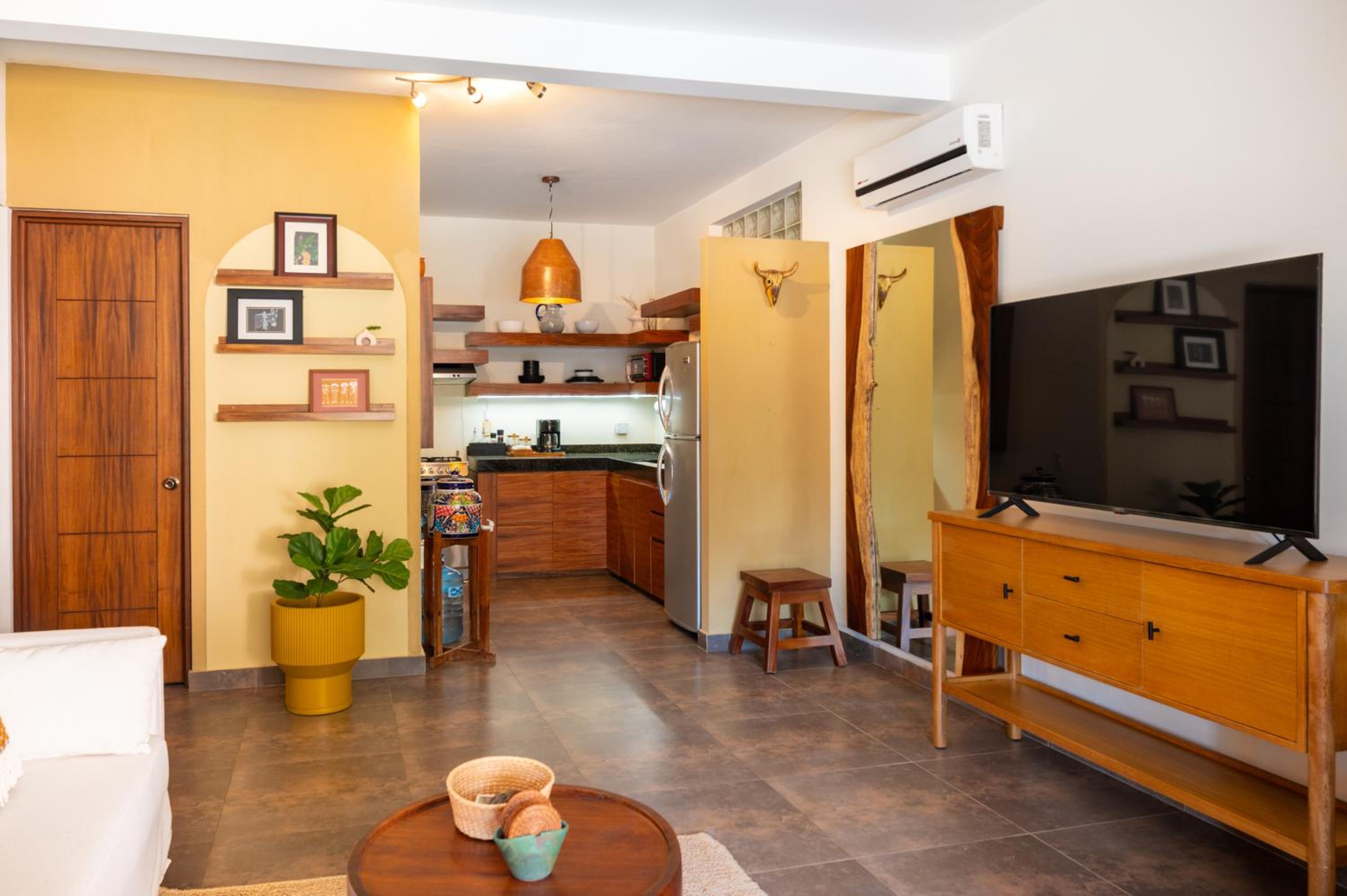 Apartment - Ground Floor photo 2