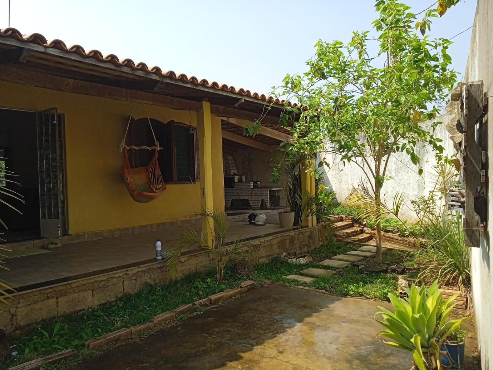 Three-Bedroom House photo 2