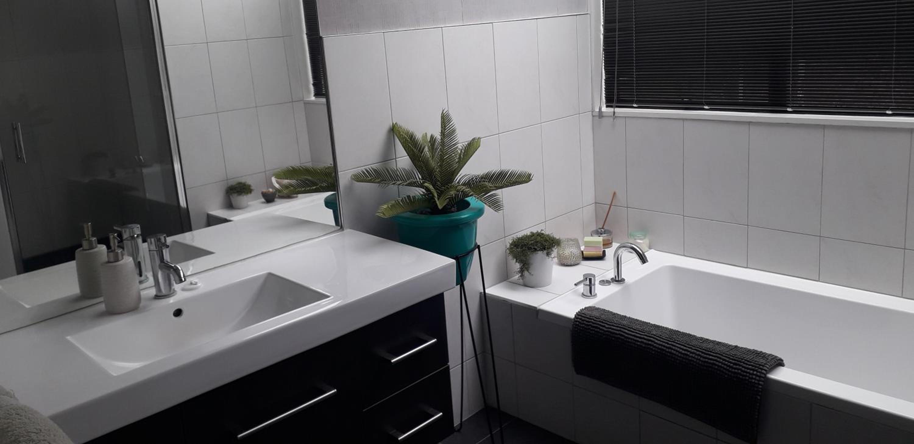 Deluxe Queen Room - Photo 3