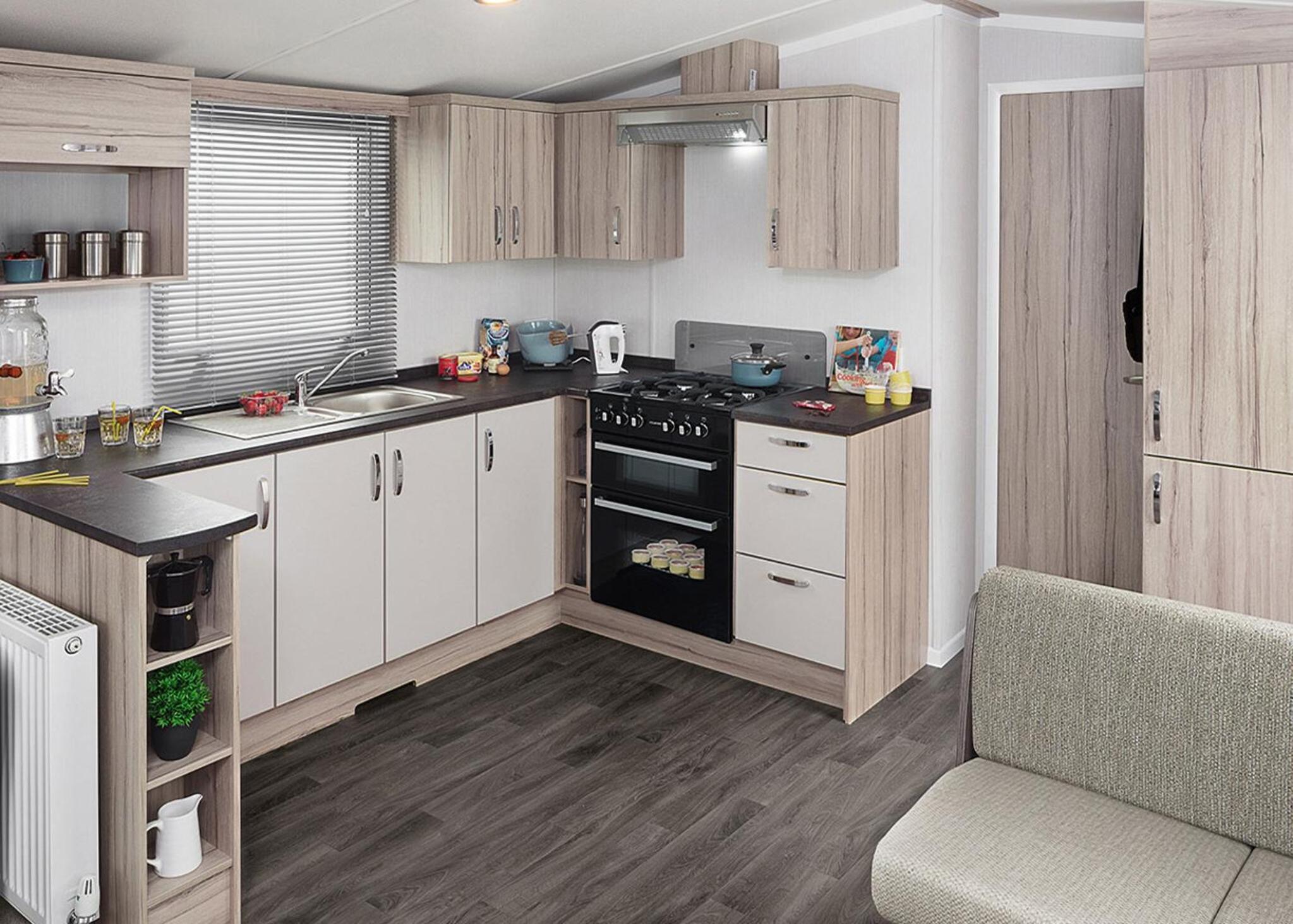 Mobile Home photo 3