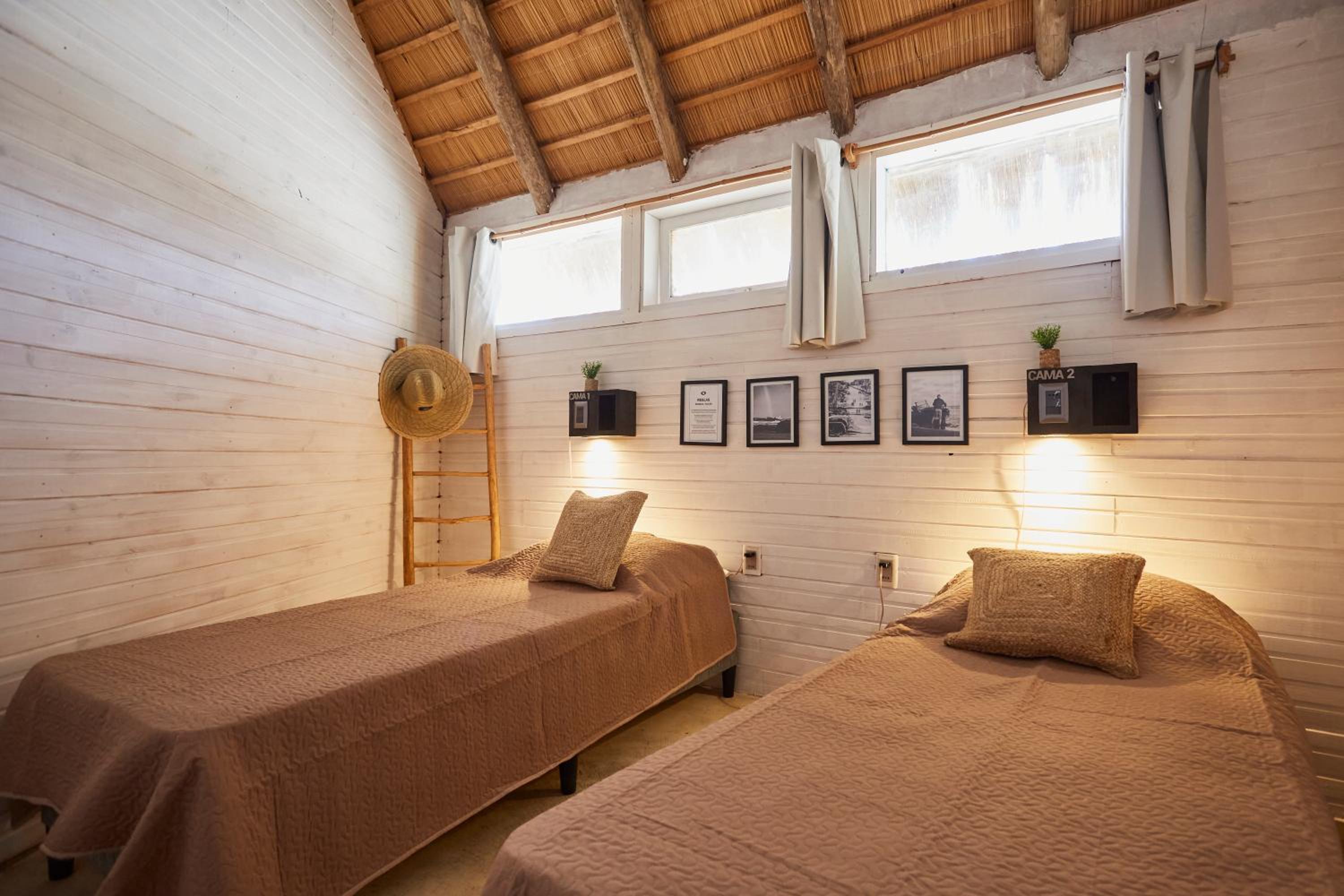 Standard Double Room with Shared Bathroom photo 2