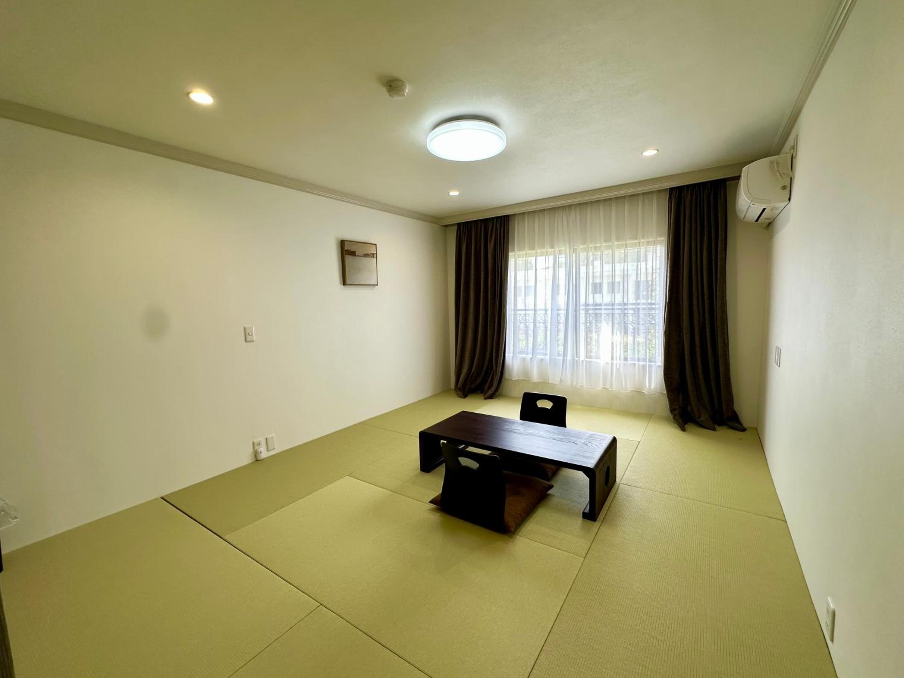 Deluxe Family Room photo 2