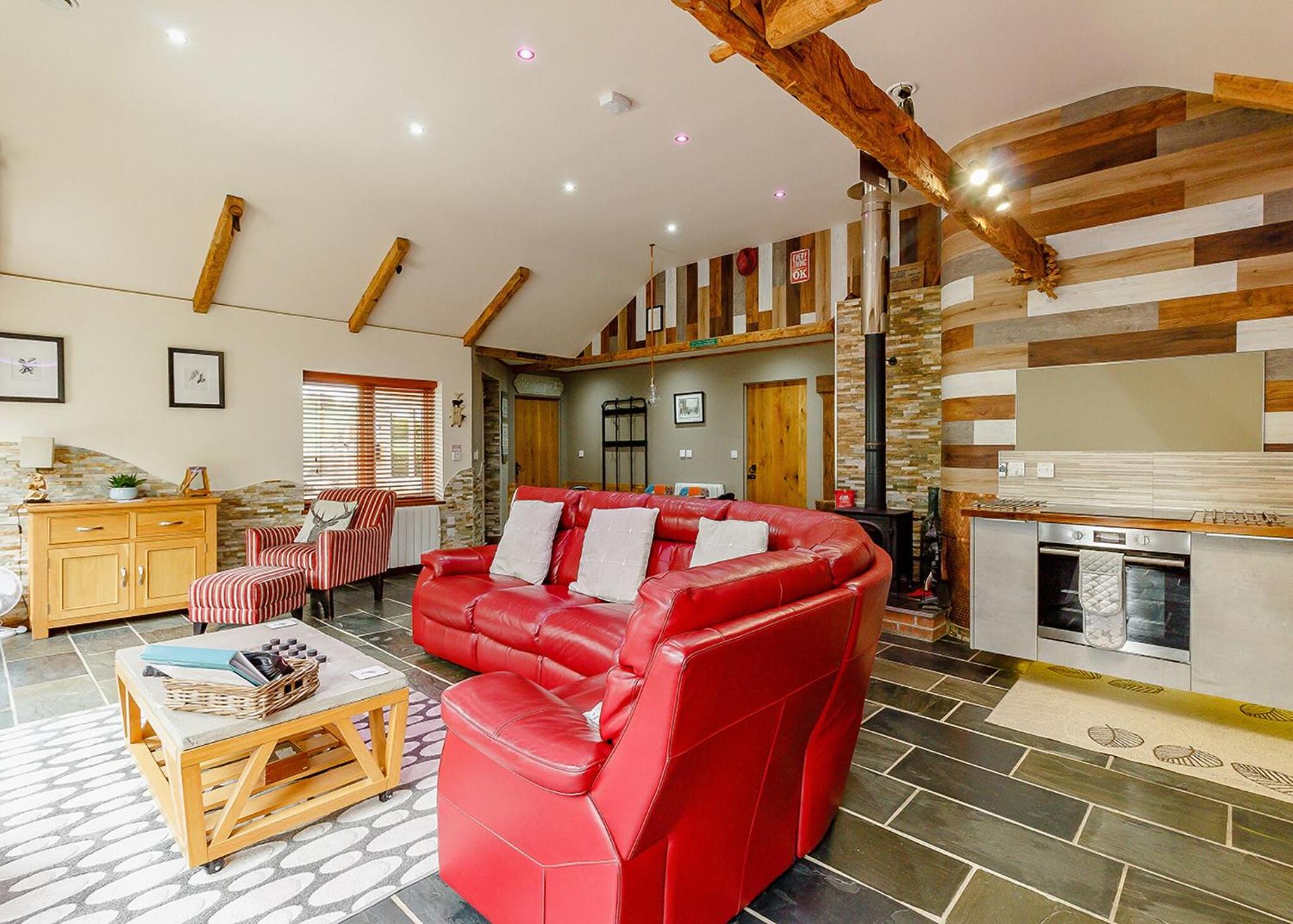 Three-Bedroom House photo 2