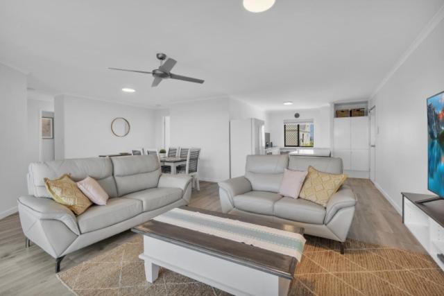 Three-Bedroom Apartment with Ocean View