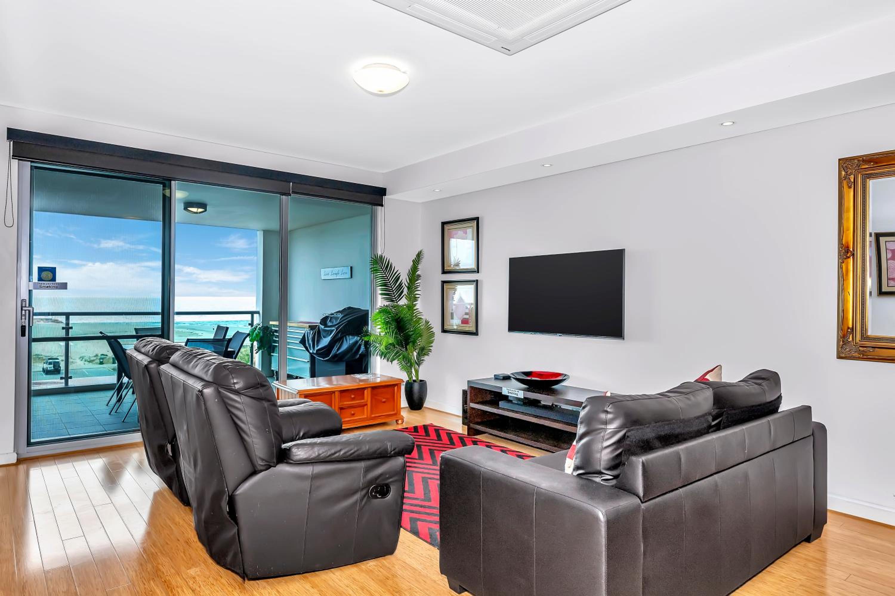 Two Bedroom Ocean View Apartment