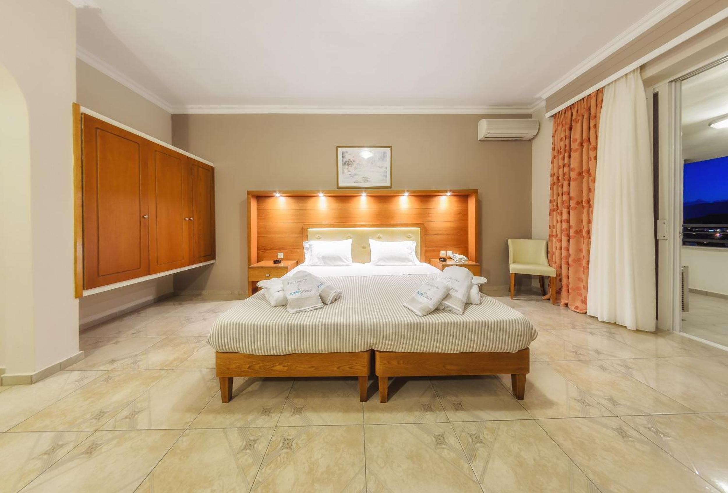 Family Apartment with Sea View - Photo 1