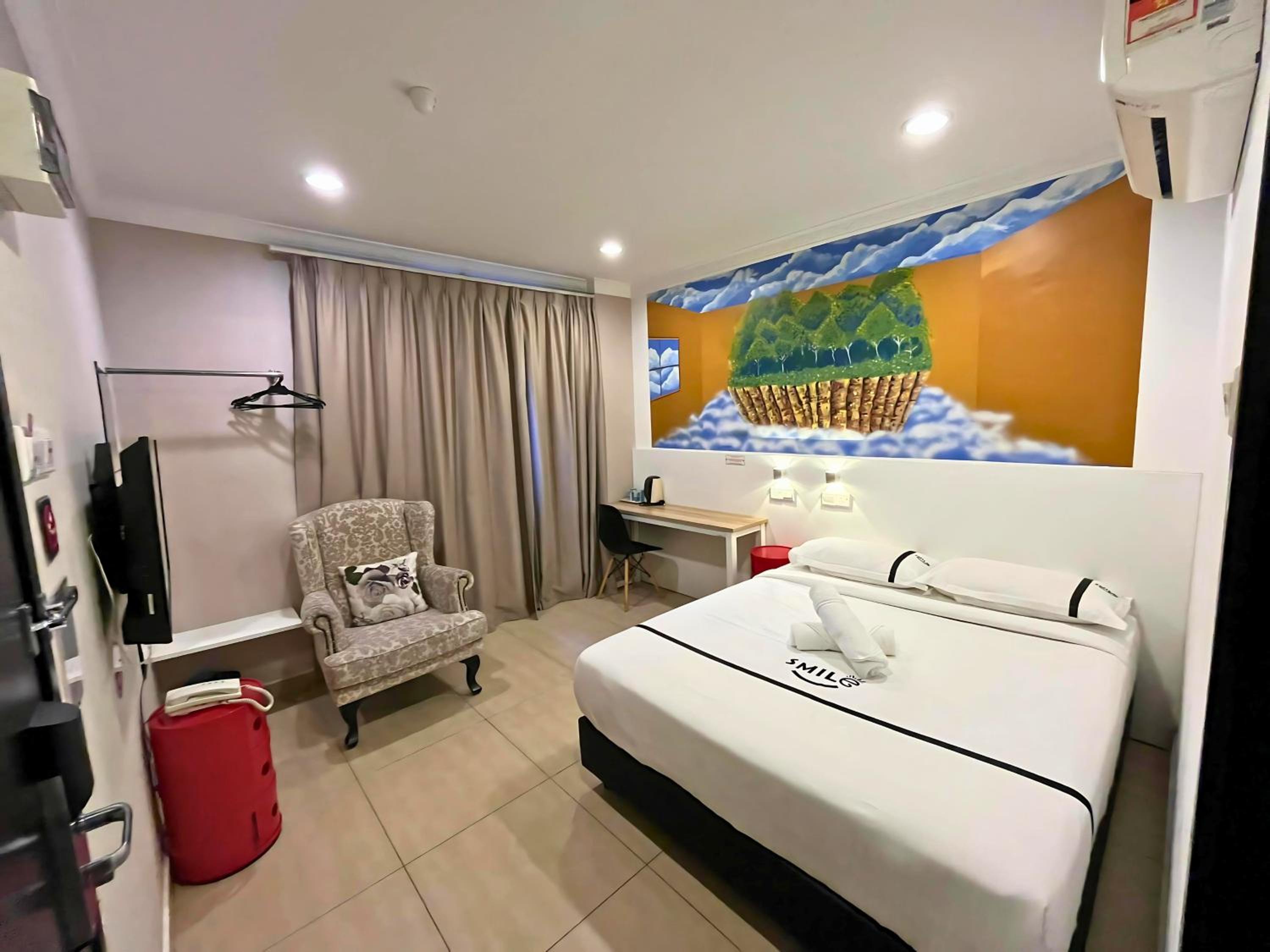 Deluxe Room - Photo 3