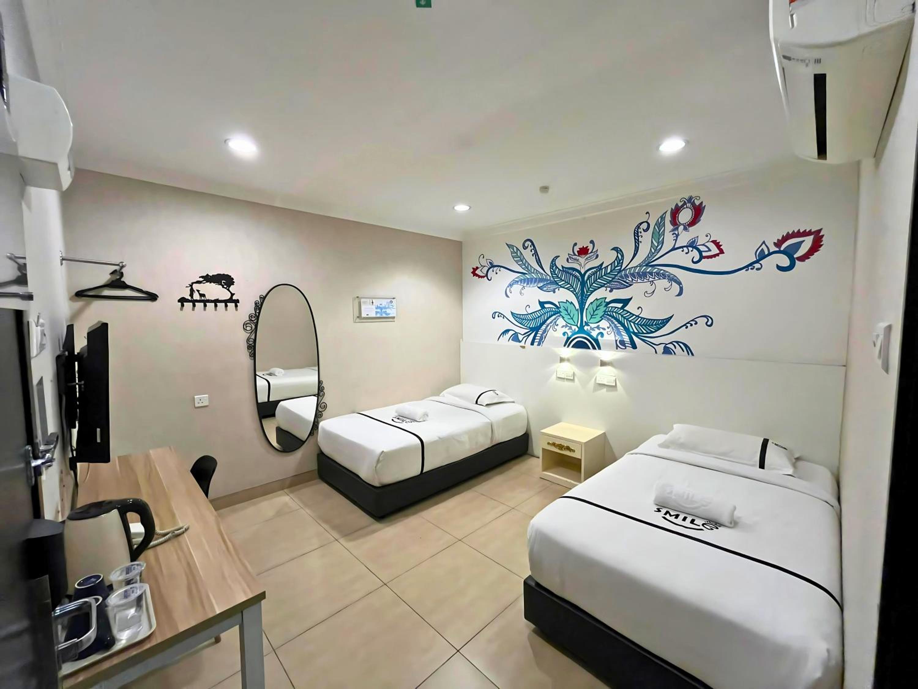 Twin Room - Photo 4