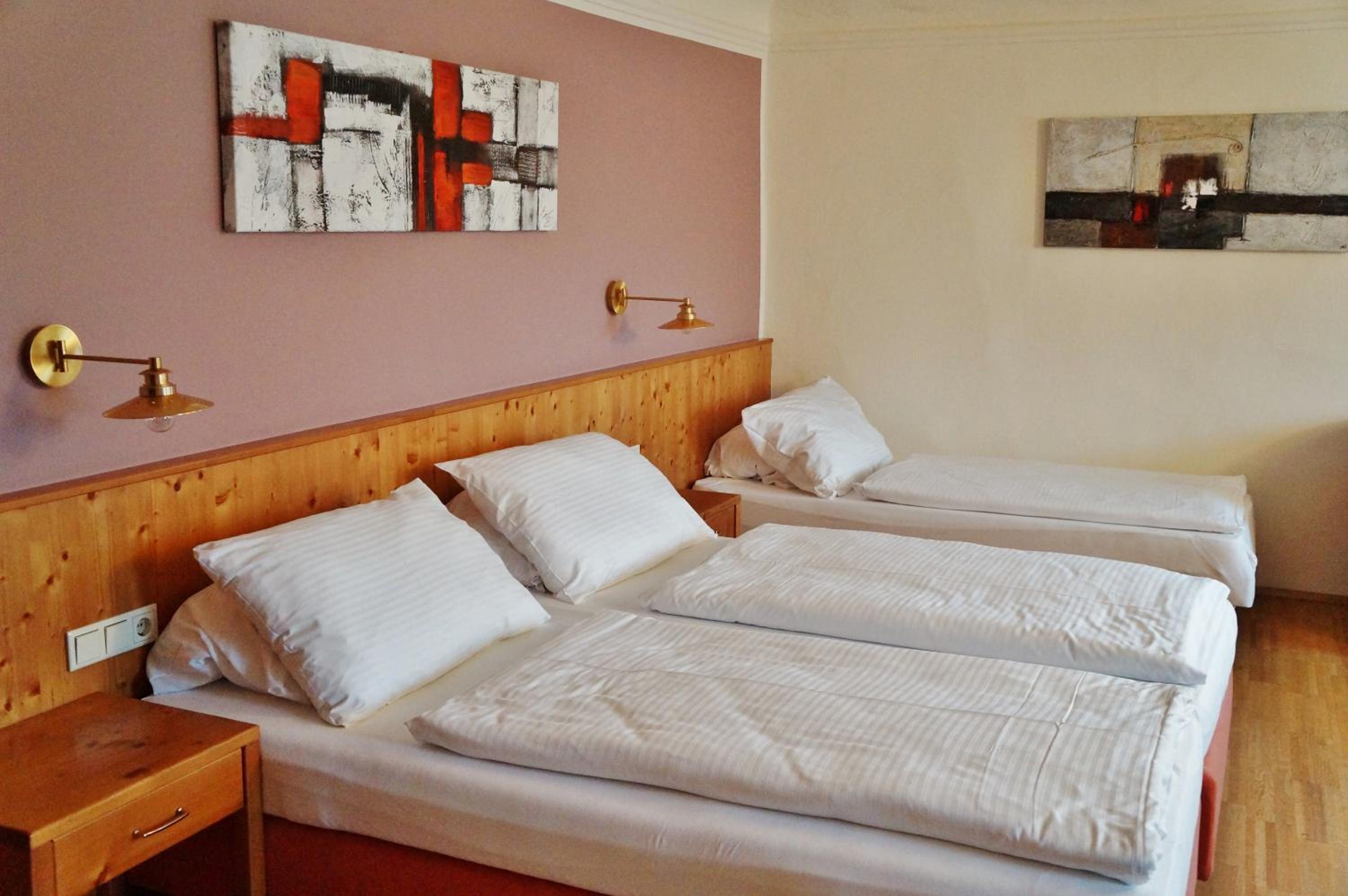 Triple Room - Photo 1