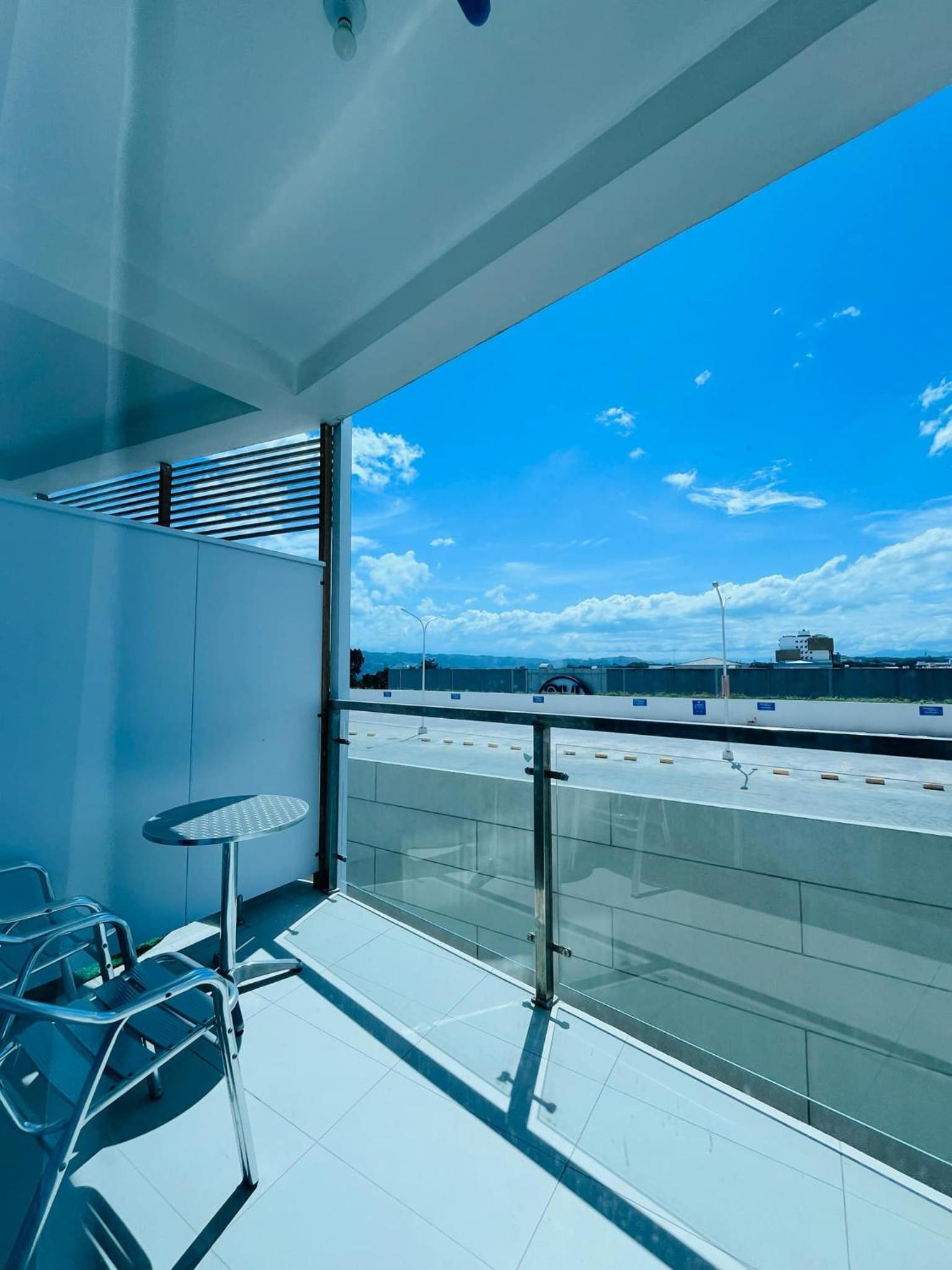 Studio Apartment - Photo 12