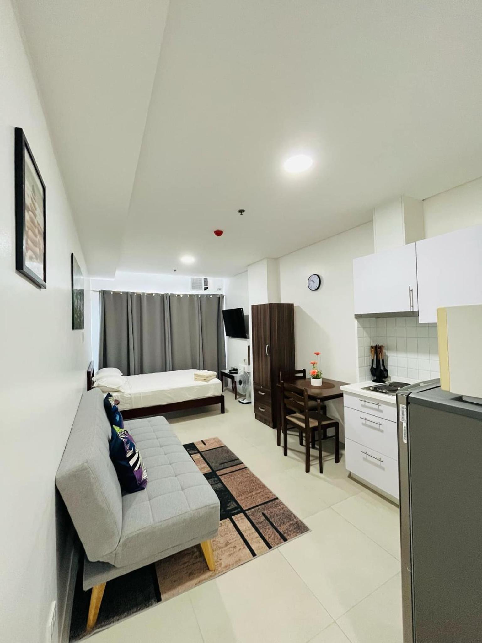 Studio Apartment - Photo 44