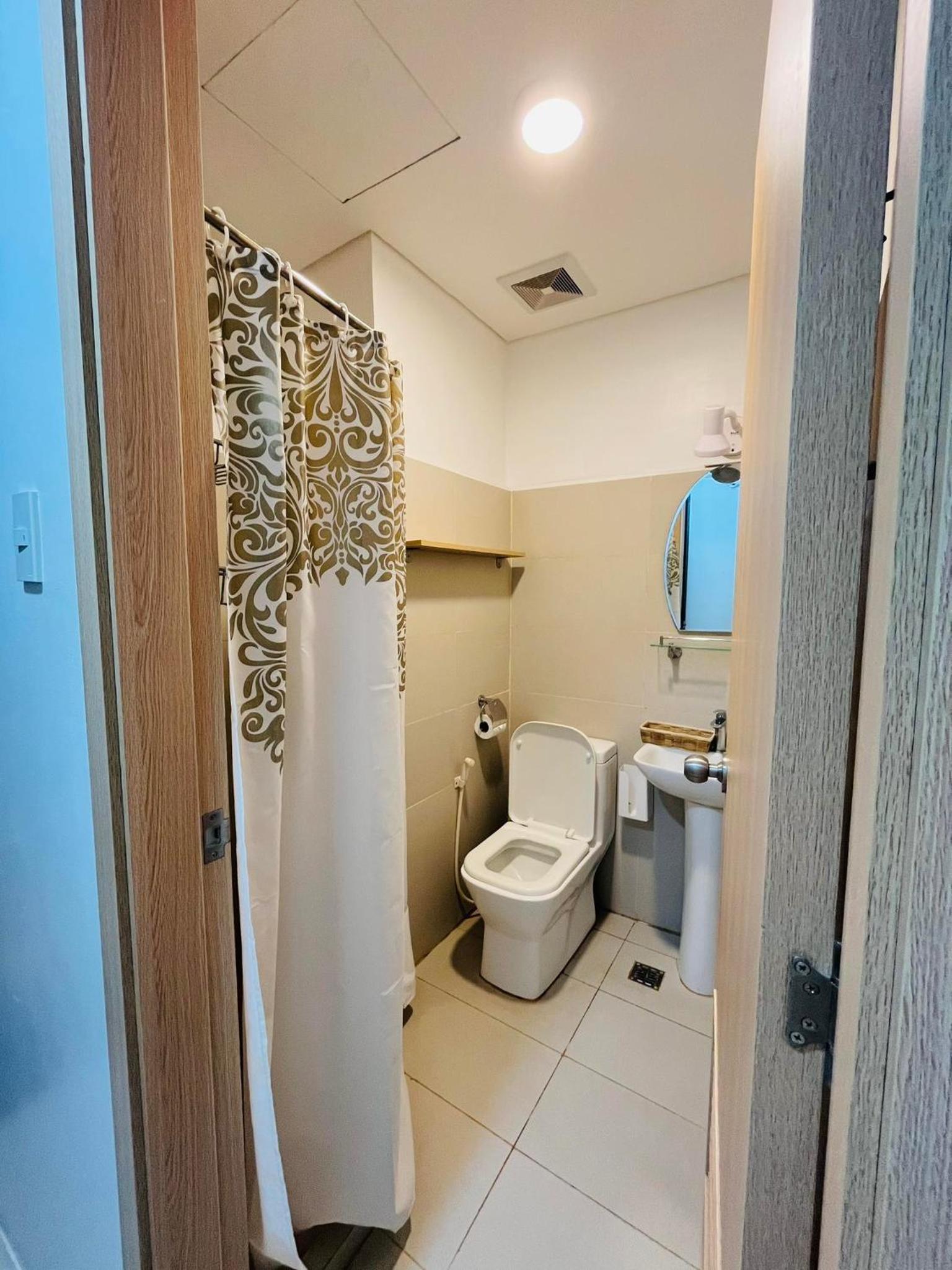 Studio Apartment - Photo 31