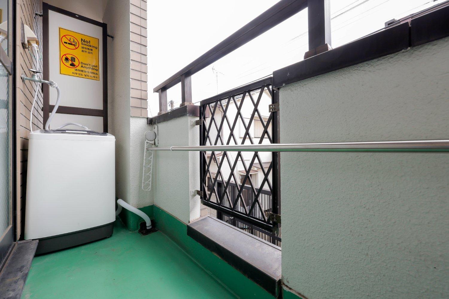 One-Bedroom Apartment with Balcony photo 3