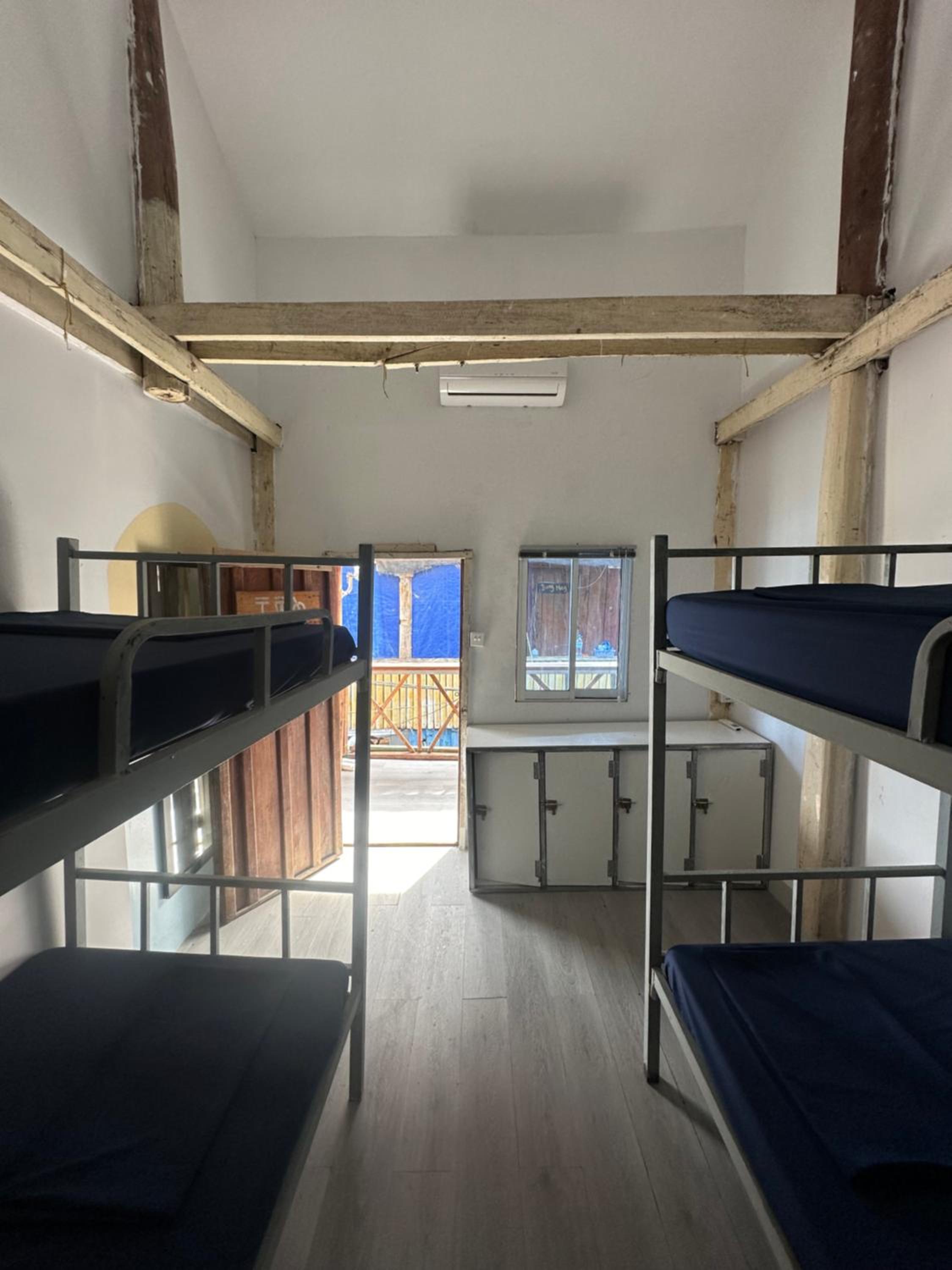 Bed in 4-Bed Mixed Dormitory Room photo 2