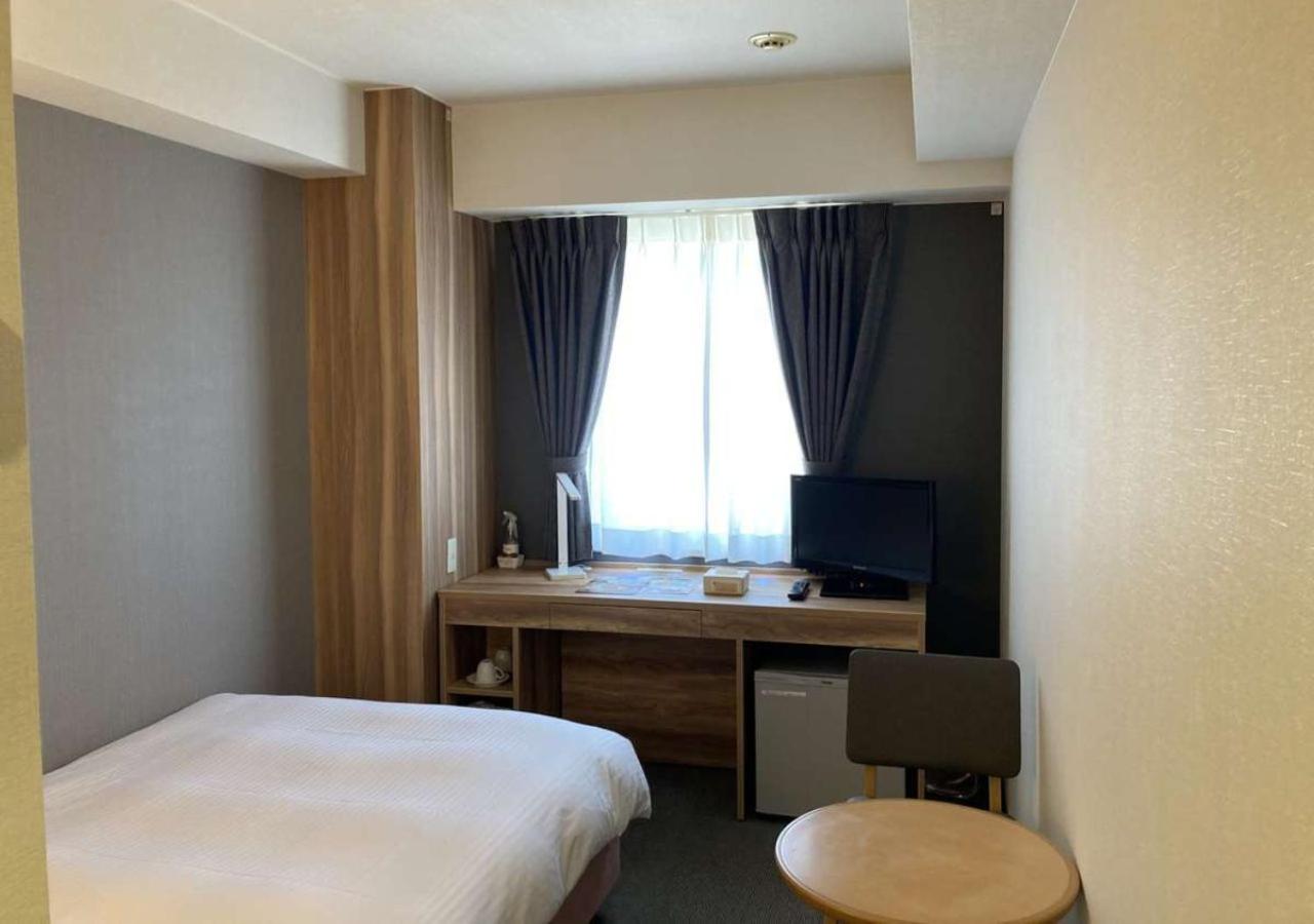Double Room with Small Double Bed - Non-Smoking - Photo 4