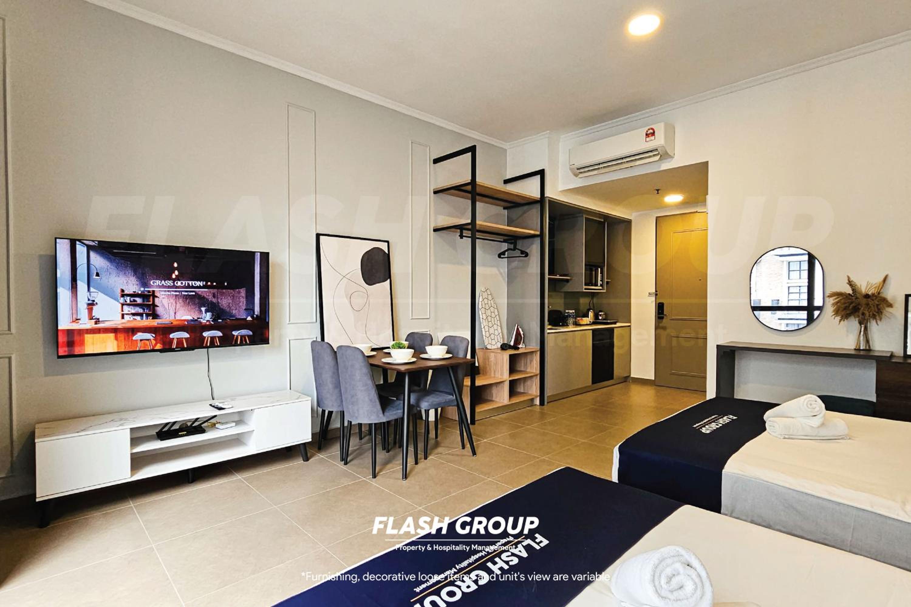 Executive Quadruple Room - Photo 8