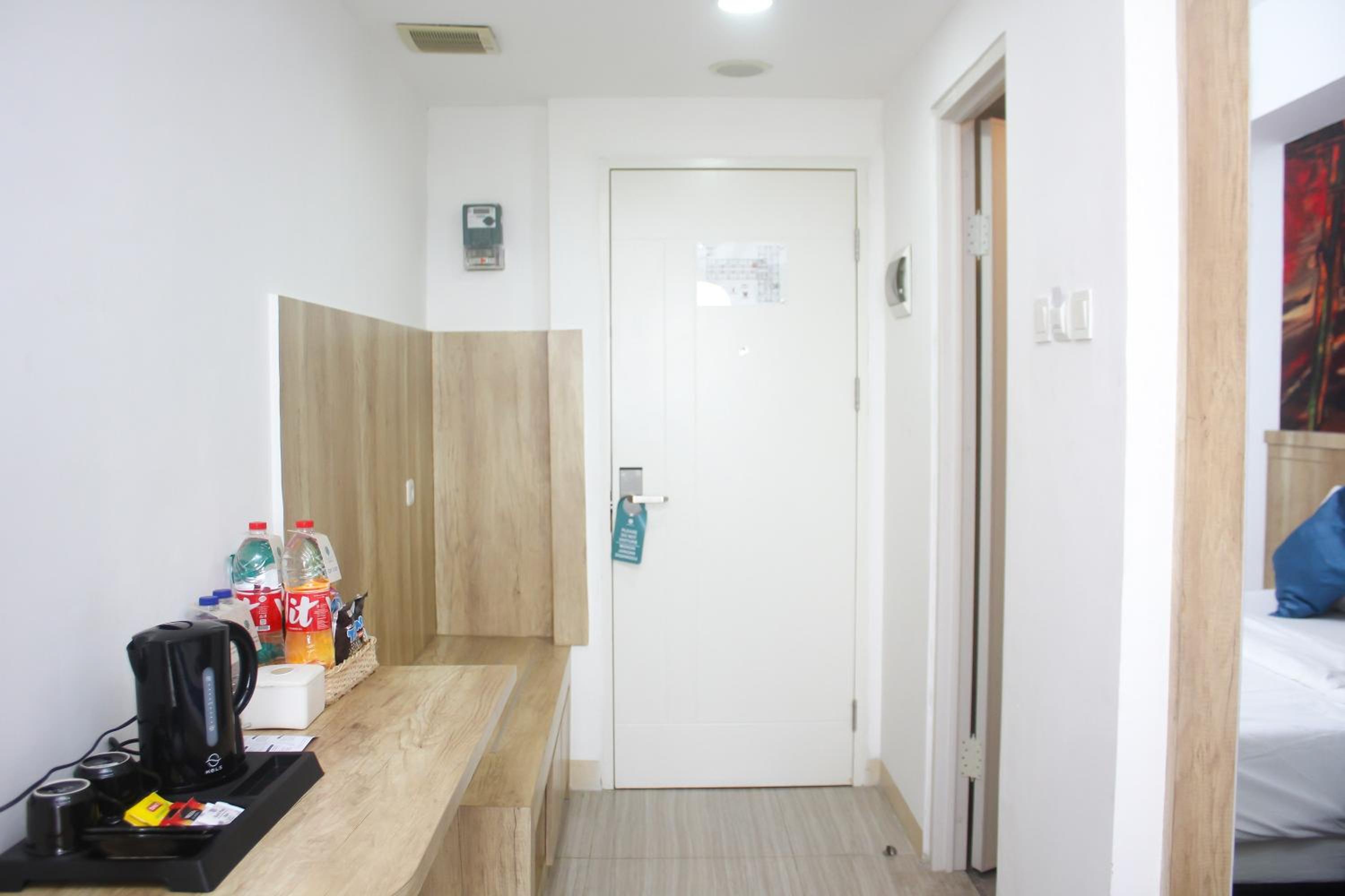 Standard Double Room - Photo 10