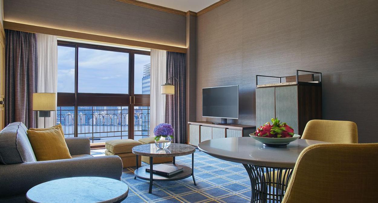 One-Bedroom Suite - Photo 1