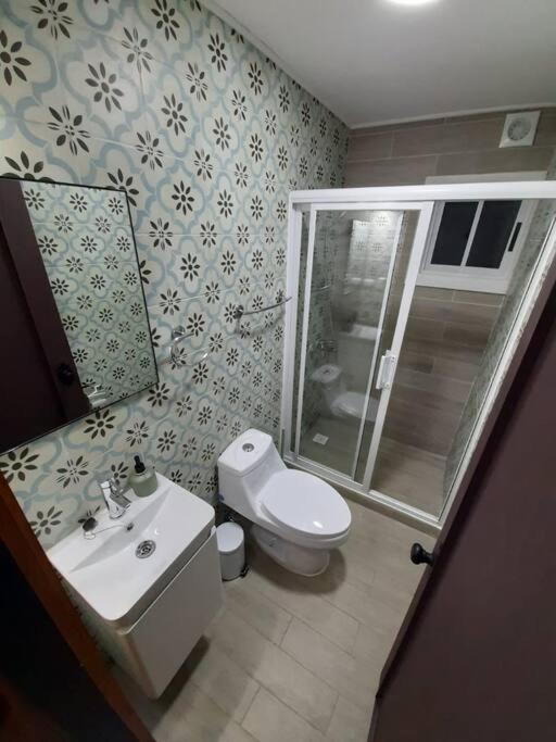 One-Bedroom House photo 2
