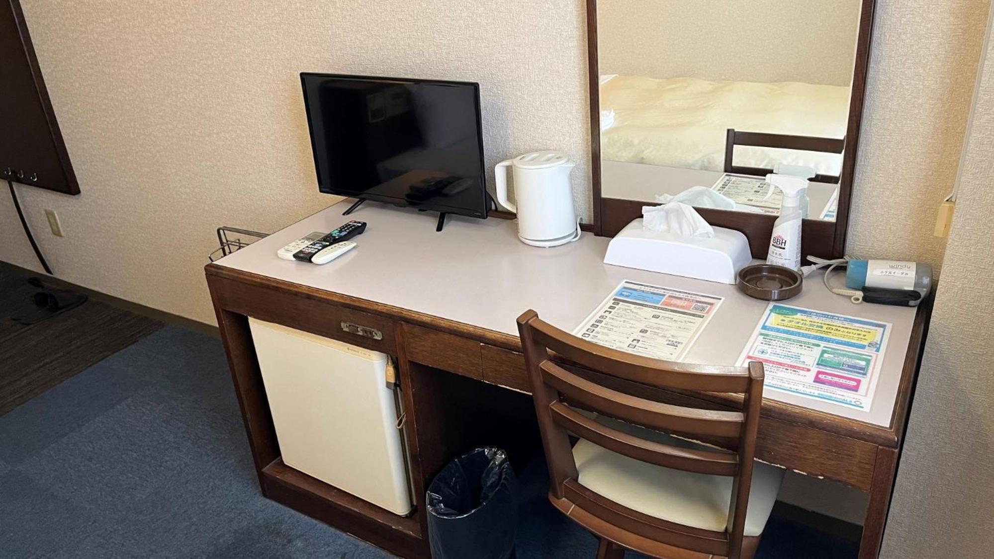 Twin Room - Photo 1