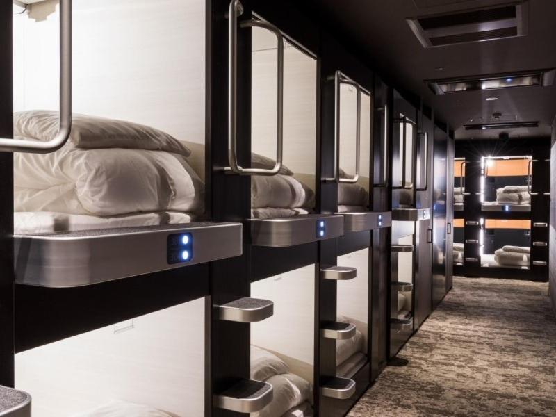 Adjacent Standard Capsule Room In Mixed Dormitory photo 1