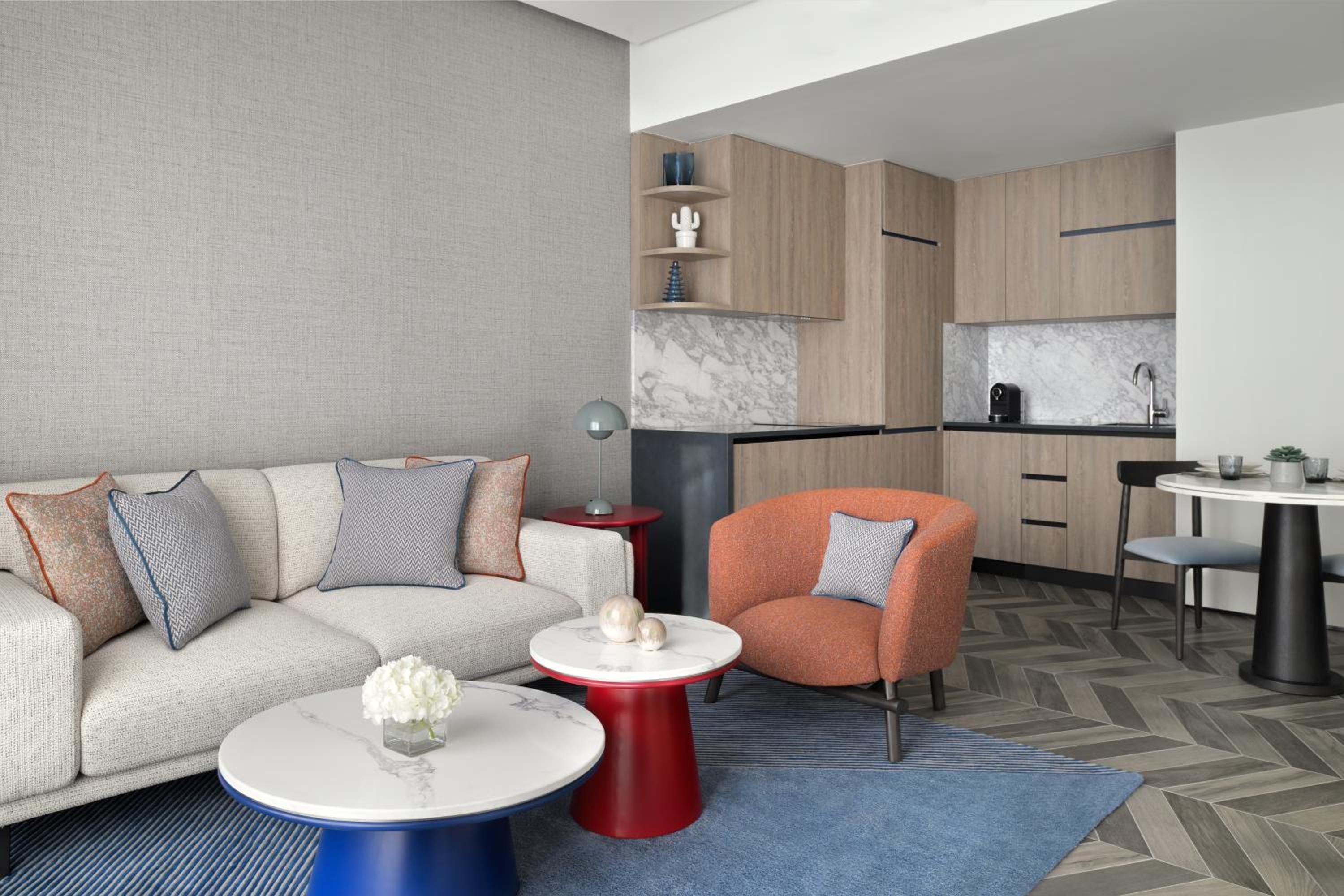 One-Bedroom Residence with Balcony - Photo 3