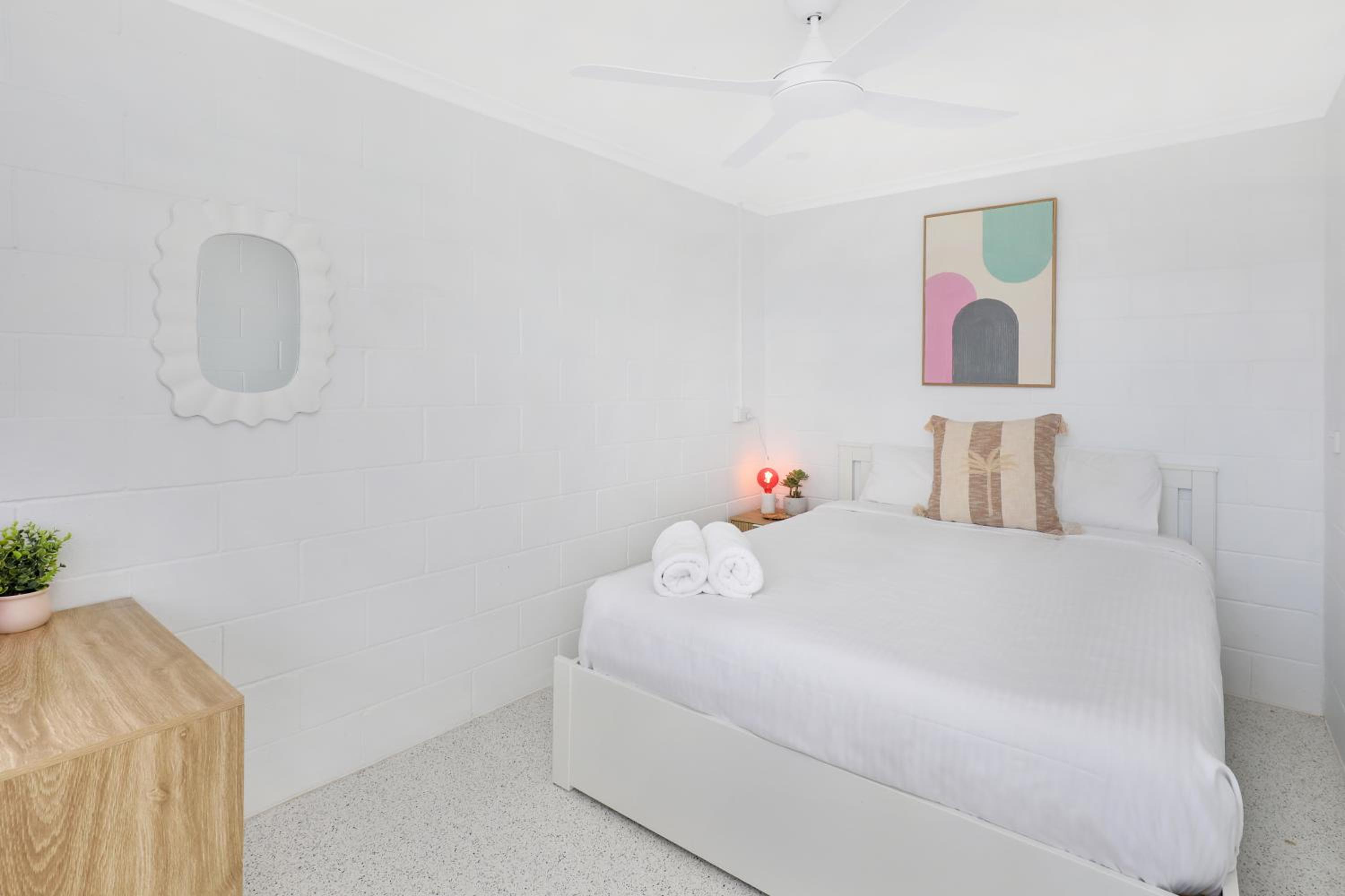 Double Room with Shared Bathroom photo 1