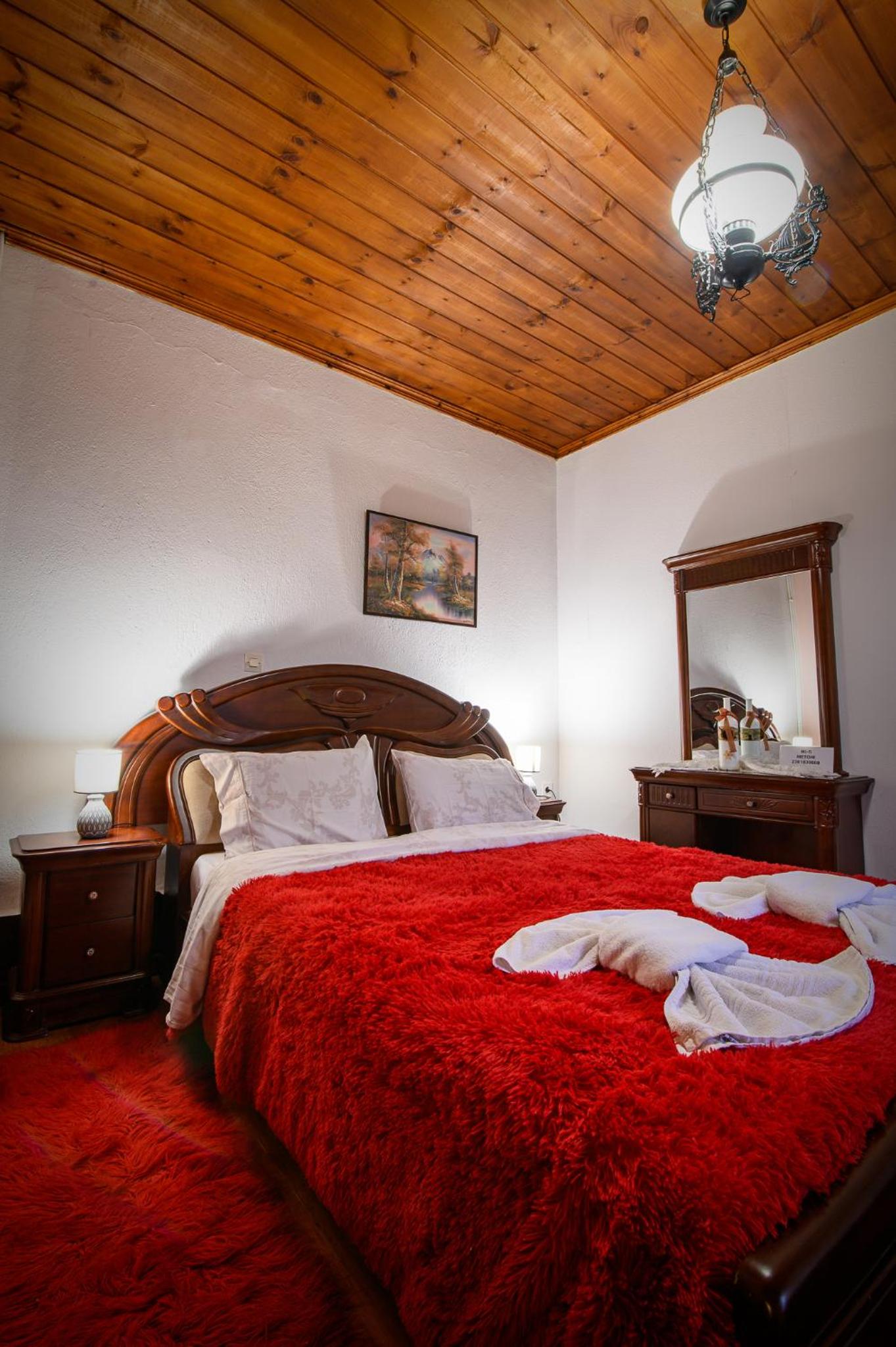 Double Room - Photo 3